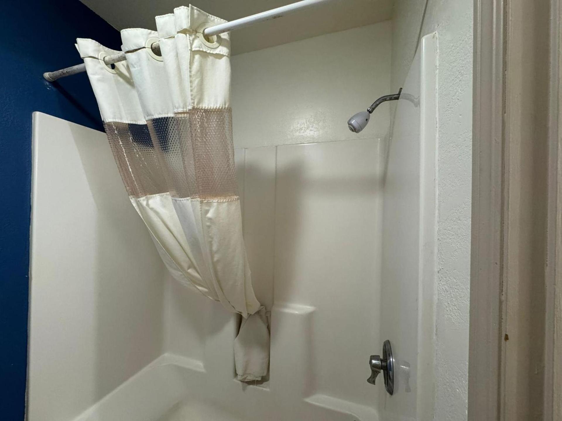 Express inn Junction city photo 6