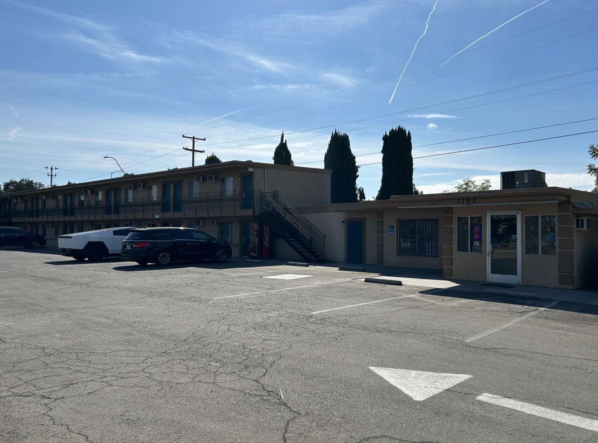 Motel 6 Selma, CA — hotel in Selma