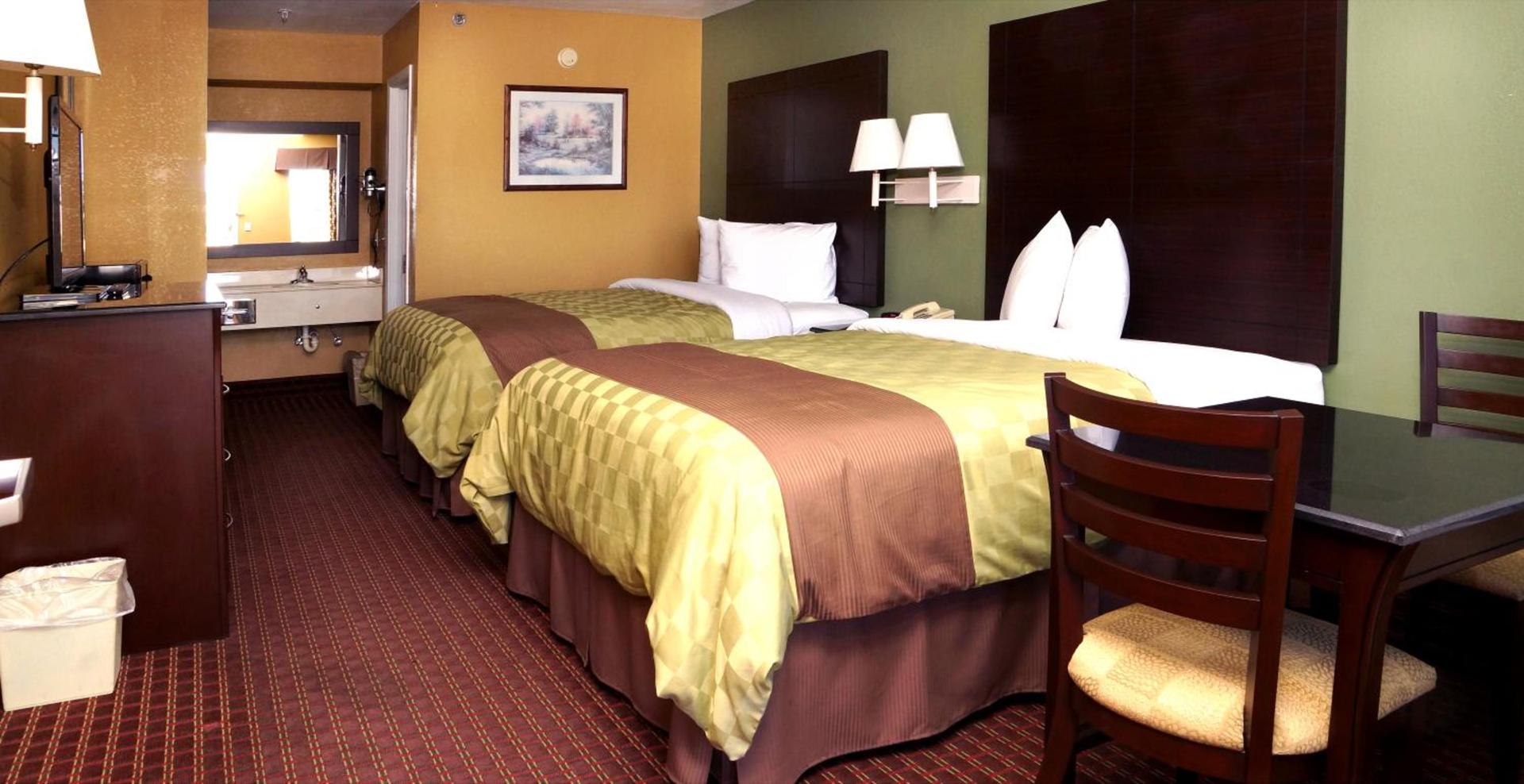 Executive Inn Opp photo 11