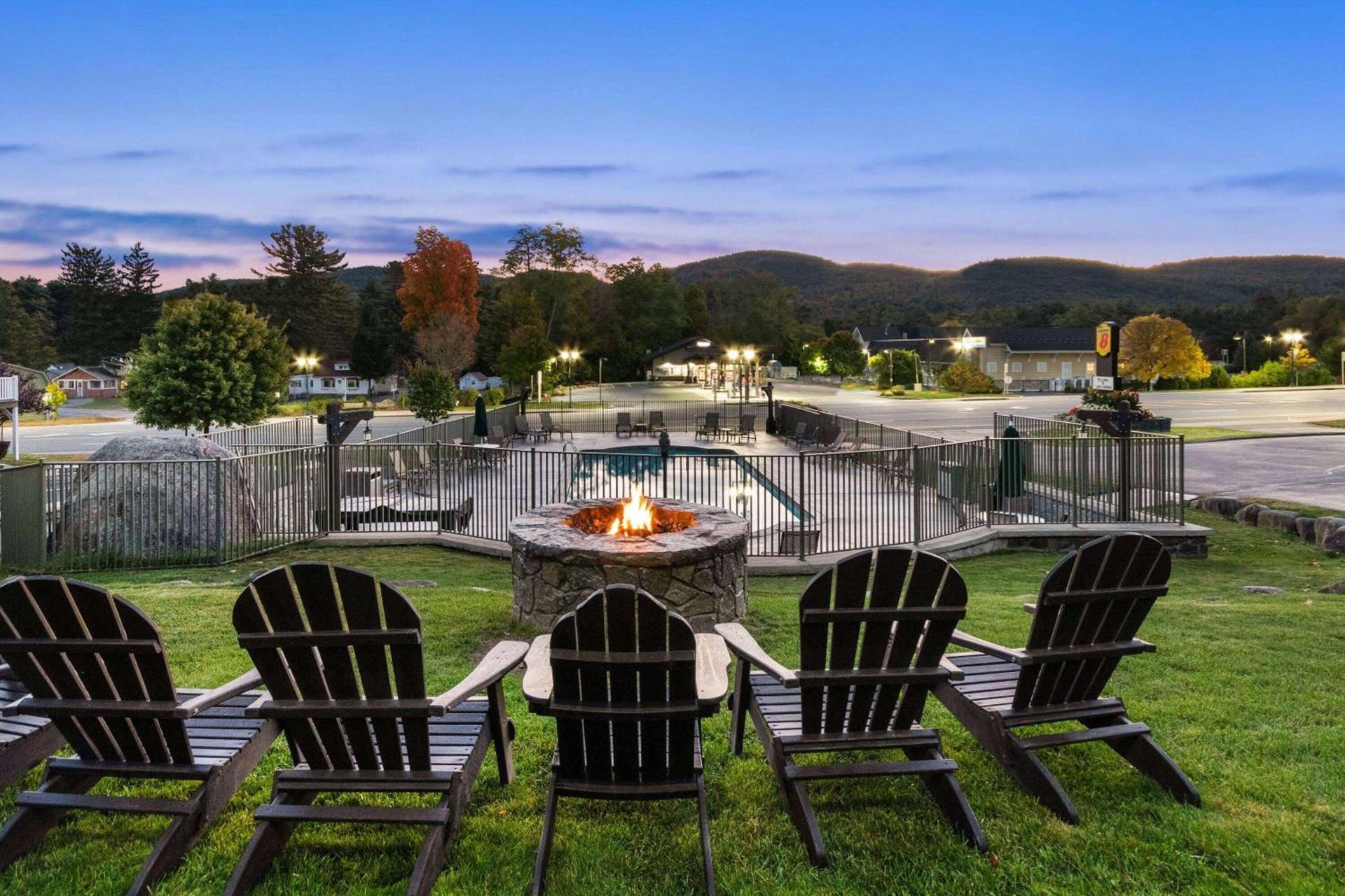 Super 8 by Wyndham Lake George/Downtown photo 6