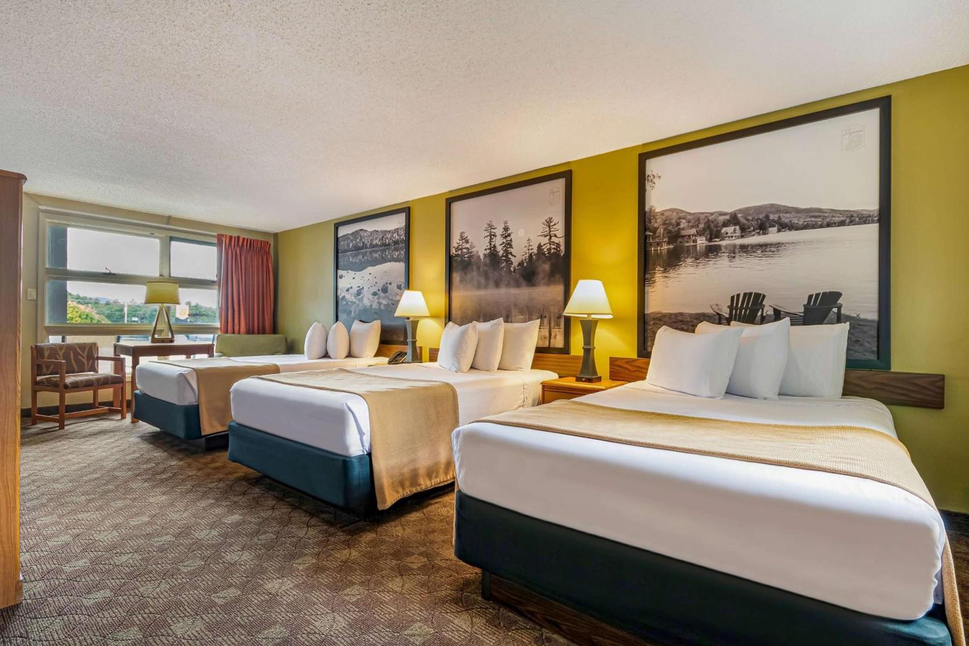 Super 8 by Wyndham Lake George/Downtown photo 13