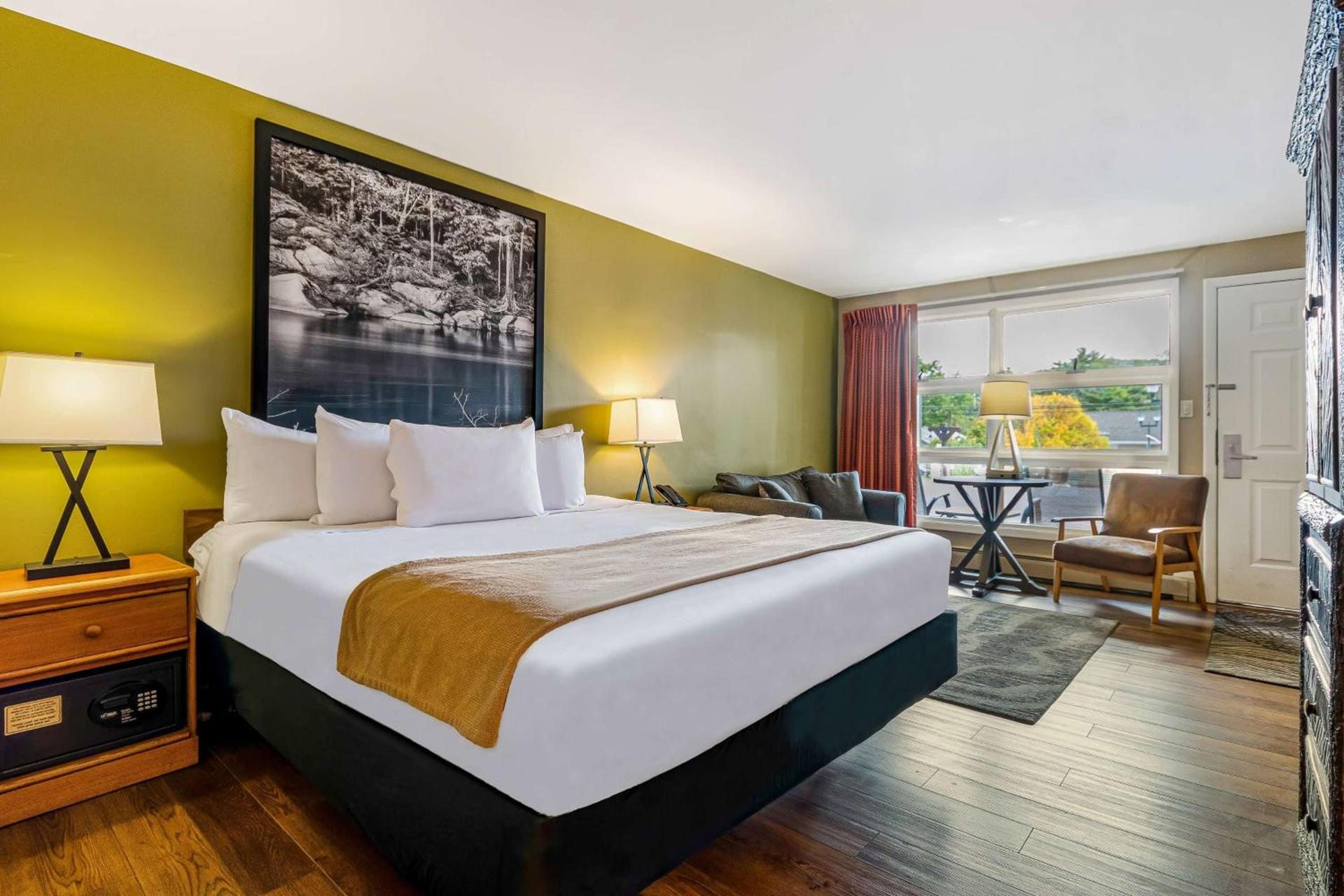 Super 8 by Wyndham Lake George/Downtown photo 27
