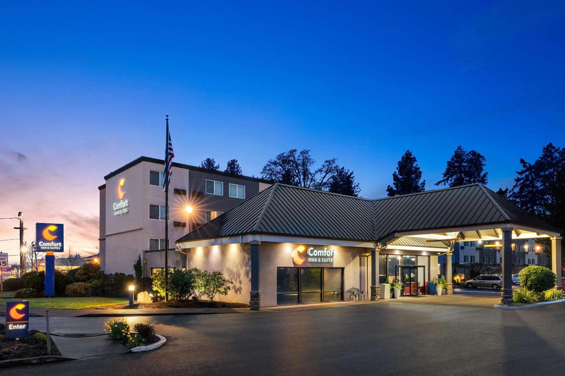 Comfort Inn & Suites Beaverton - Portland West — hotel in Beaverton