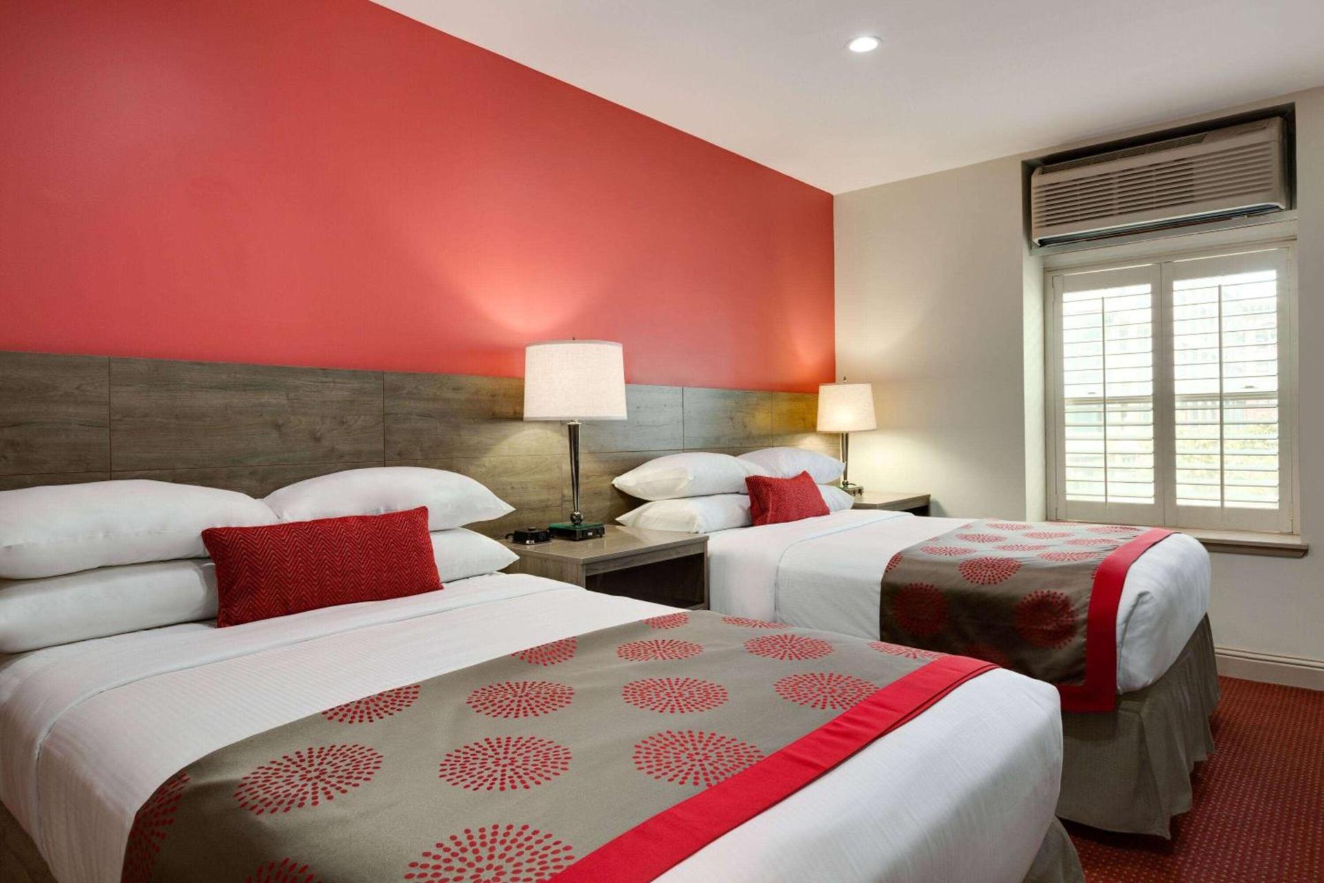 Ramada by Wyndham Oakland Downtown City Center photo 16
