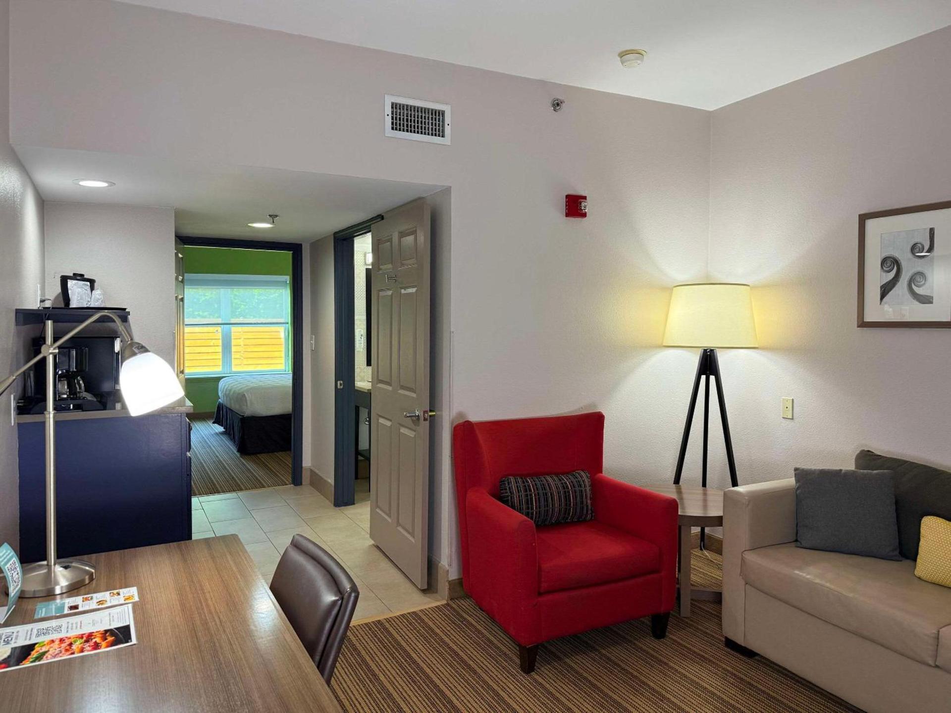 Country Inn & Suites by Radisson, Harlingen, TX photo 88