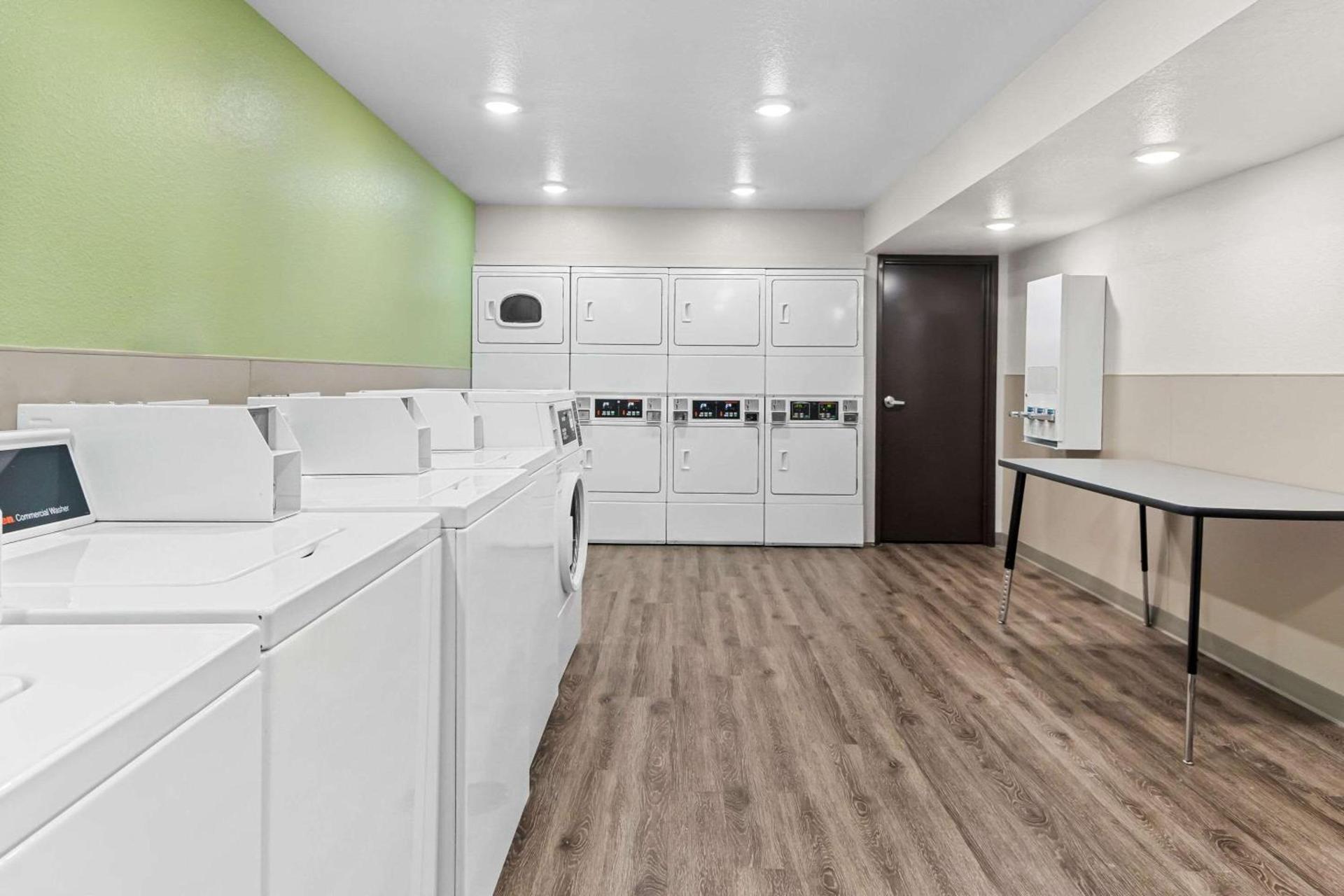 WoodSpring Suites Waco South photo 28