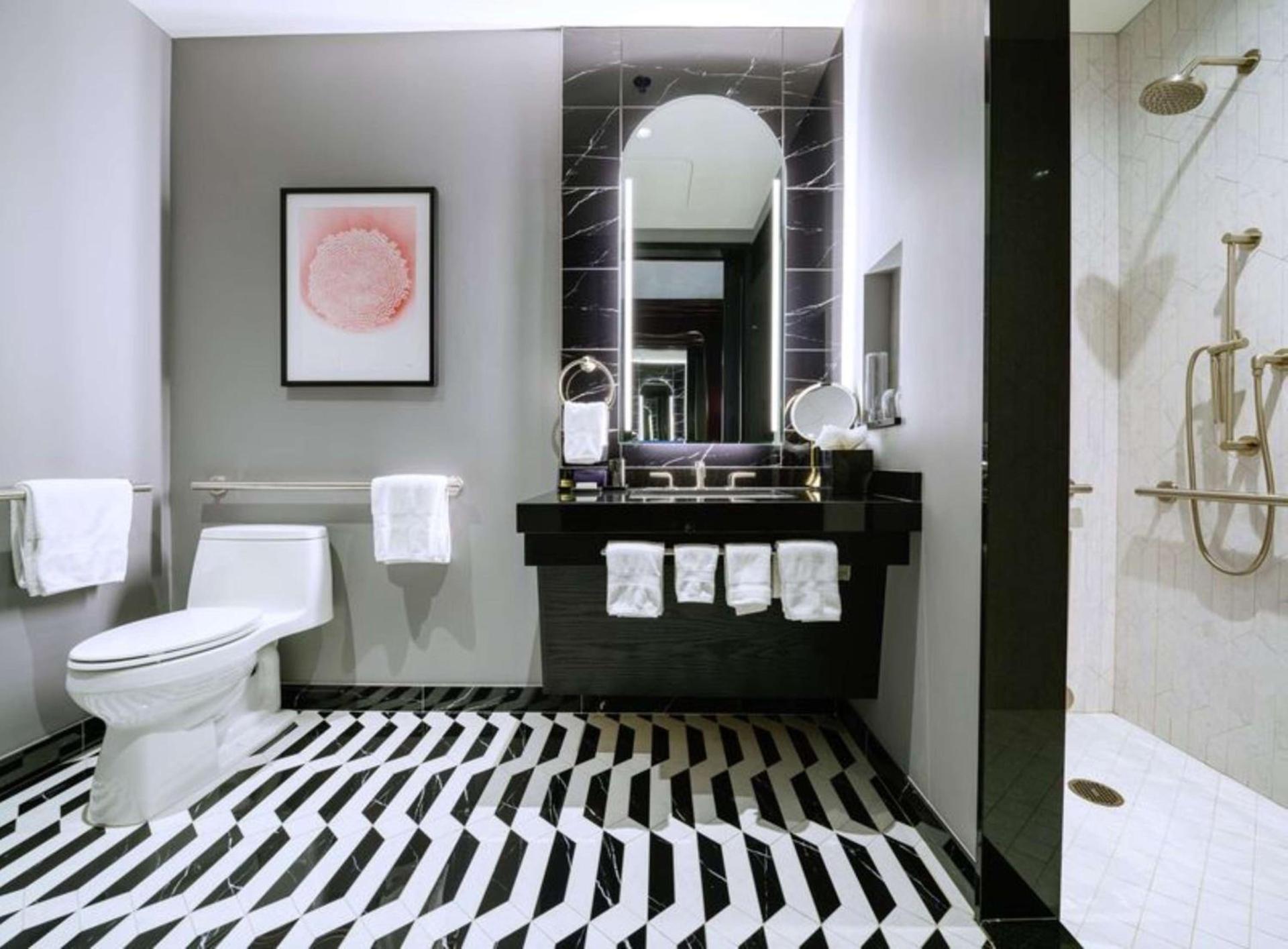Daxton Hotel Birmingham, Curio Collection by Hilton photo 40