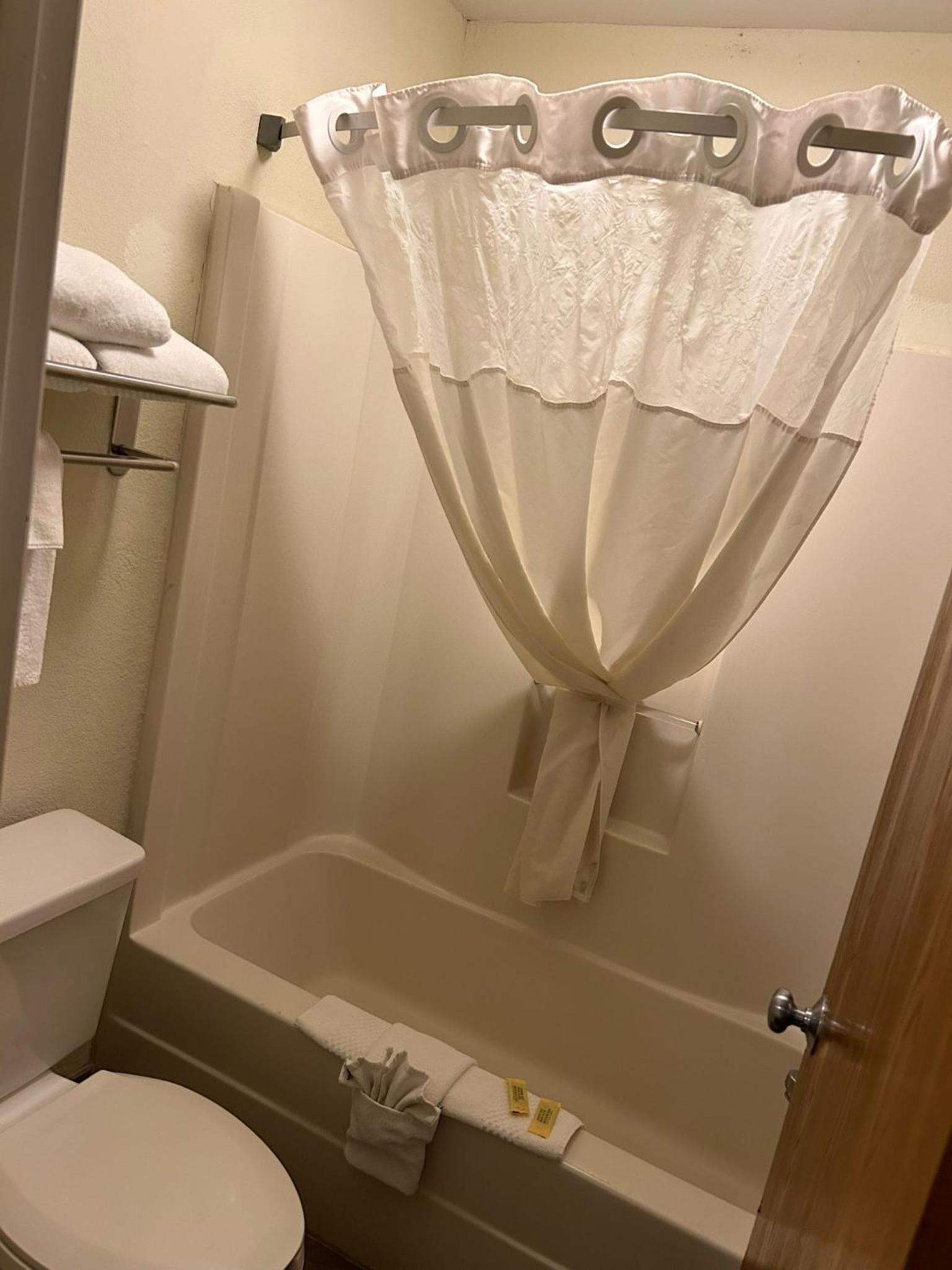 Americas Best Value Inn Grayson photo 8