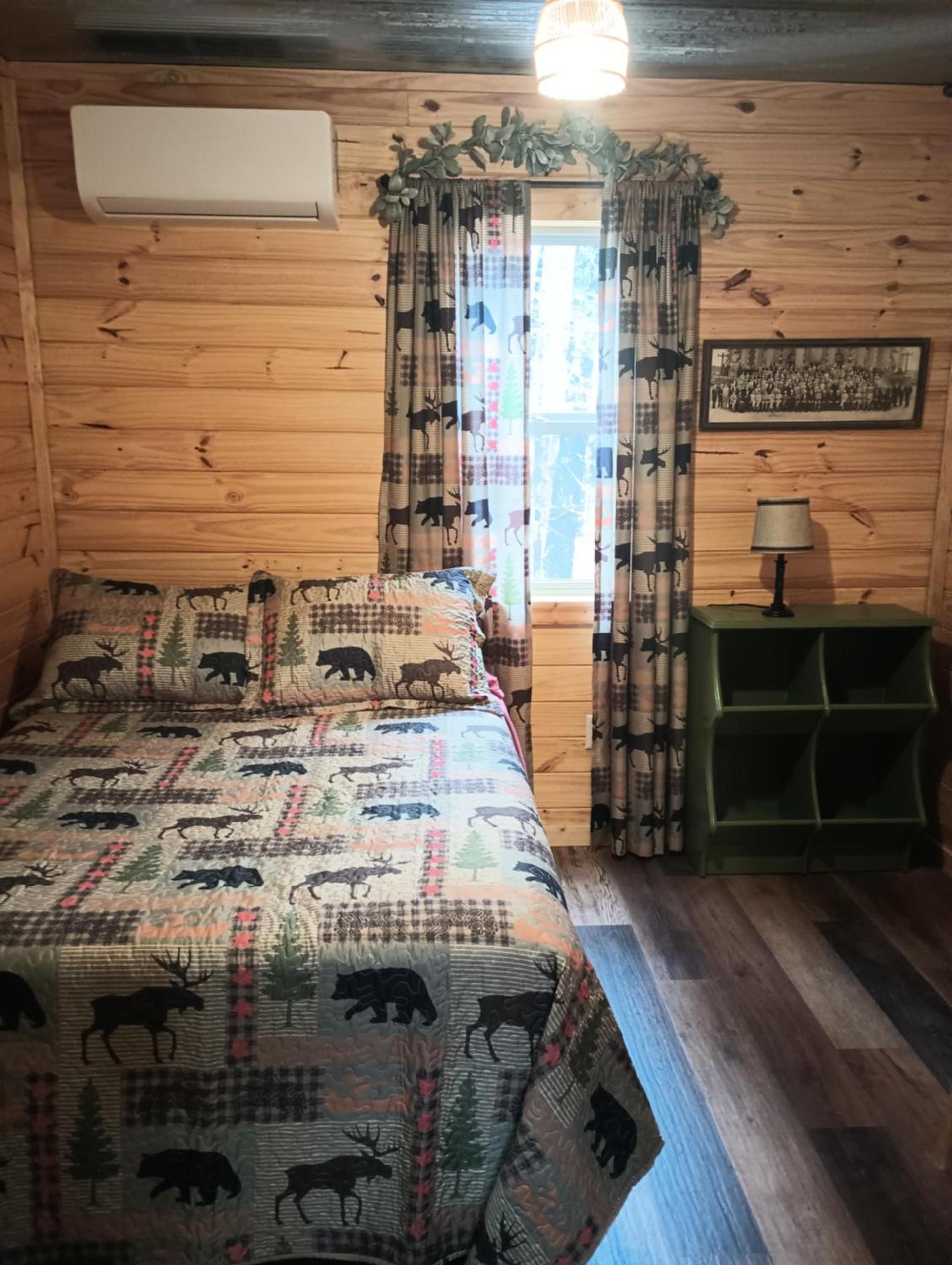 Sugar Pine Cabins photo 15