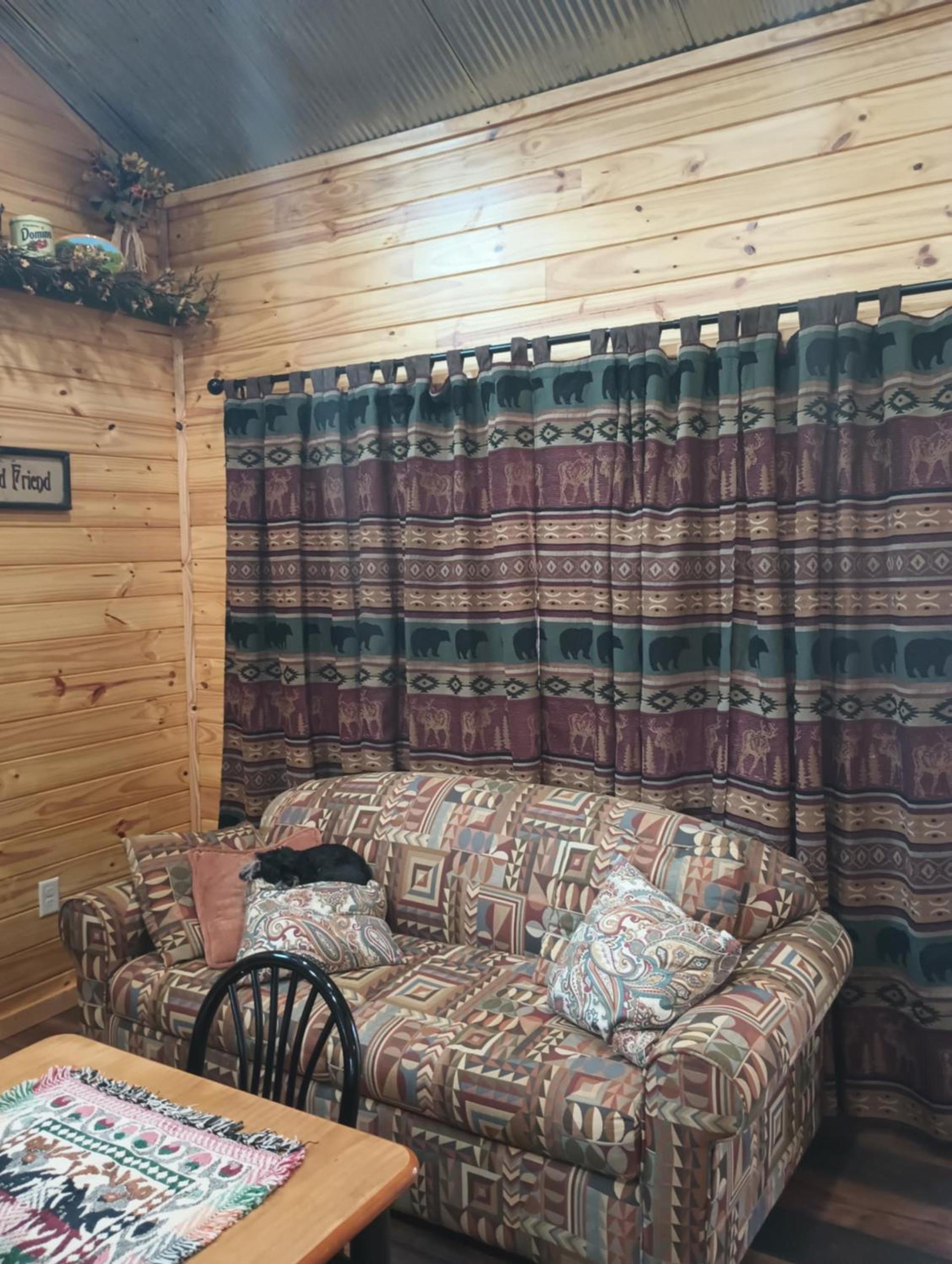 Sugar Pine Cabins photo 5