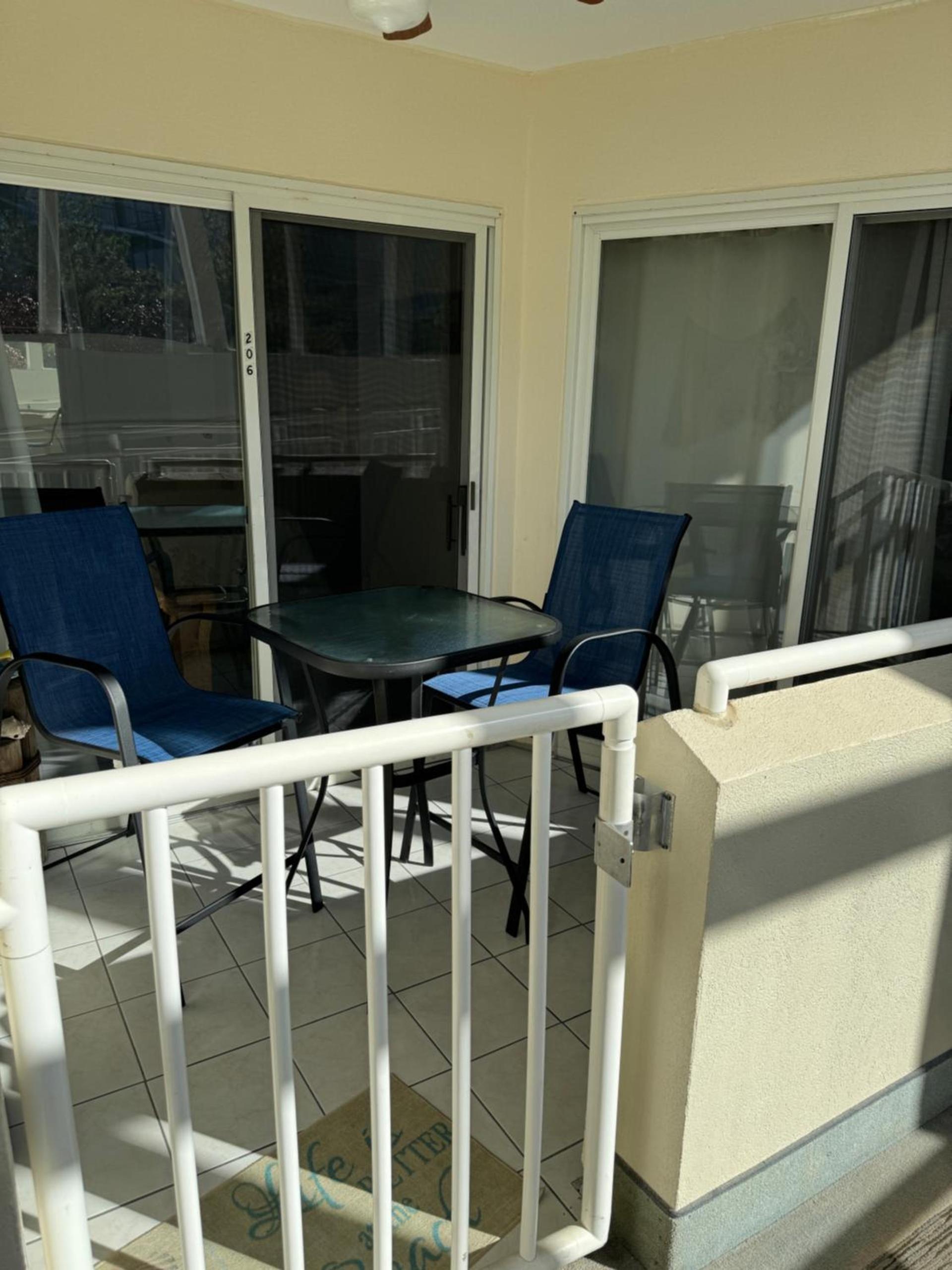 Watson's Regency Suites photo 33