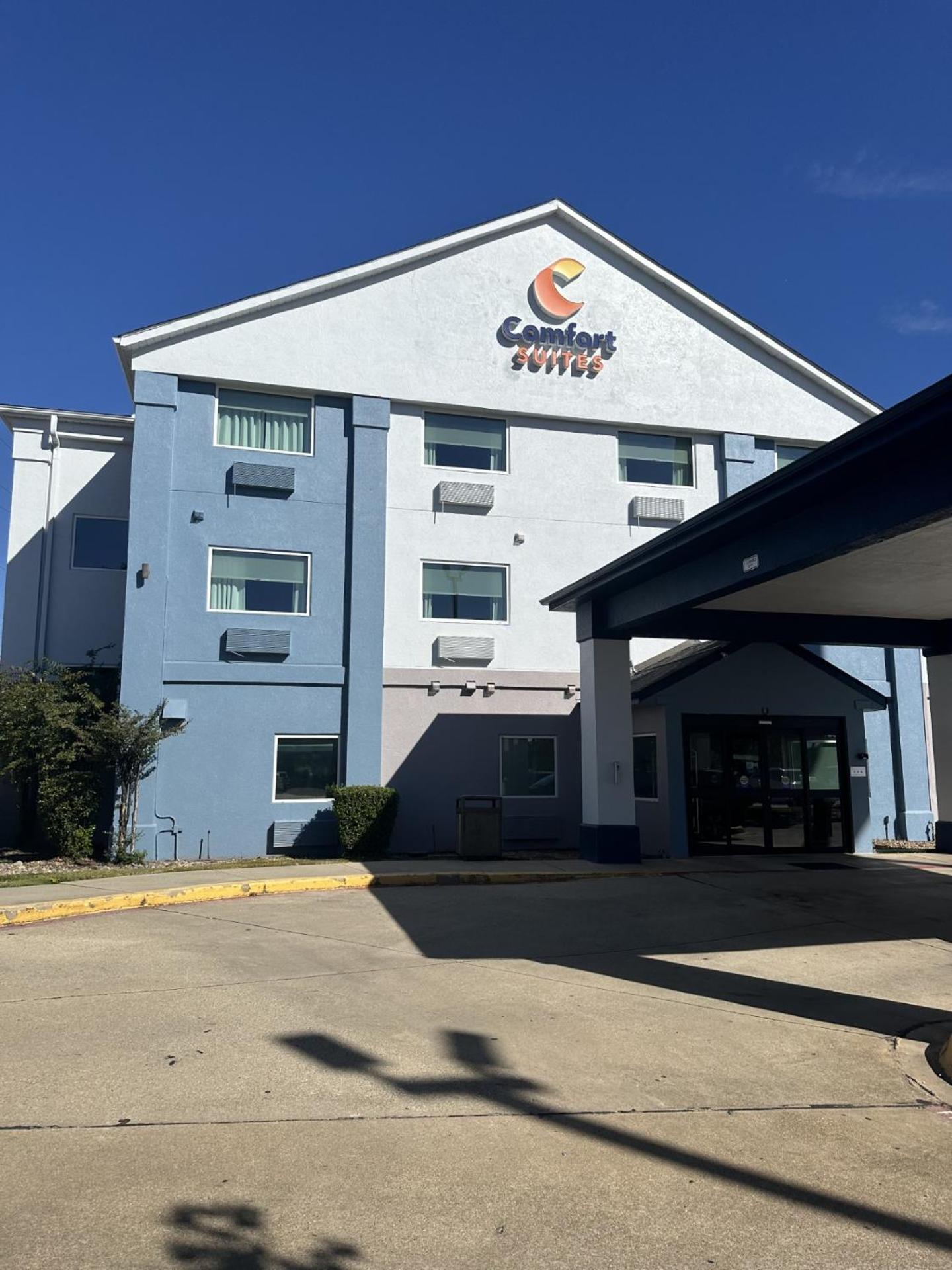Comfort Suites Longview North photo 1