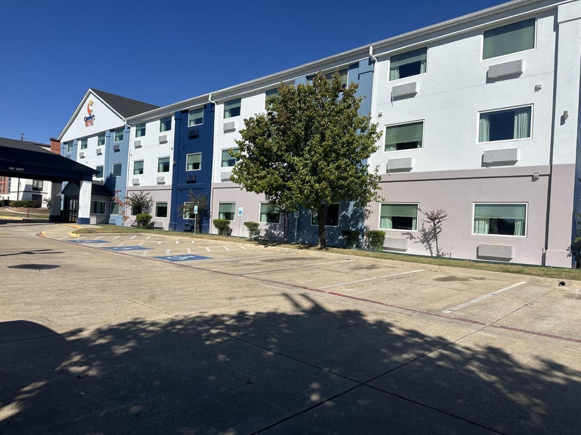 Comfort Suites Longview North photo 3