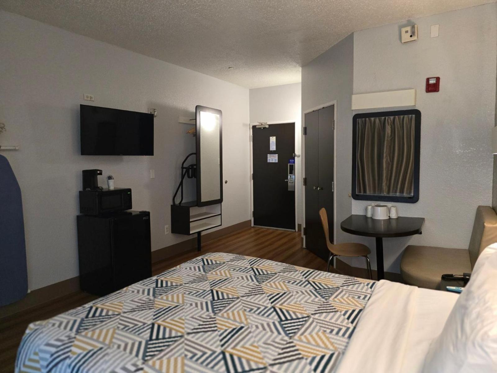 Motel 6-Biloxi, MS - Beach photo 32