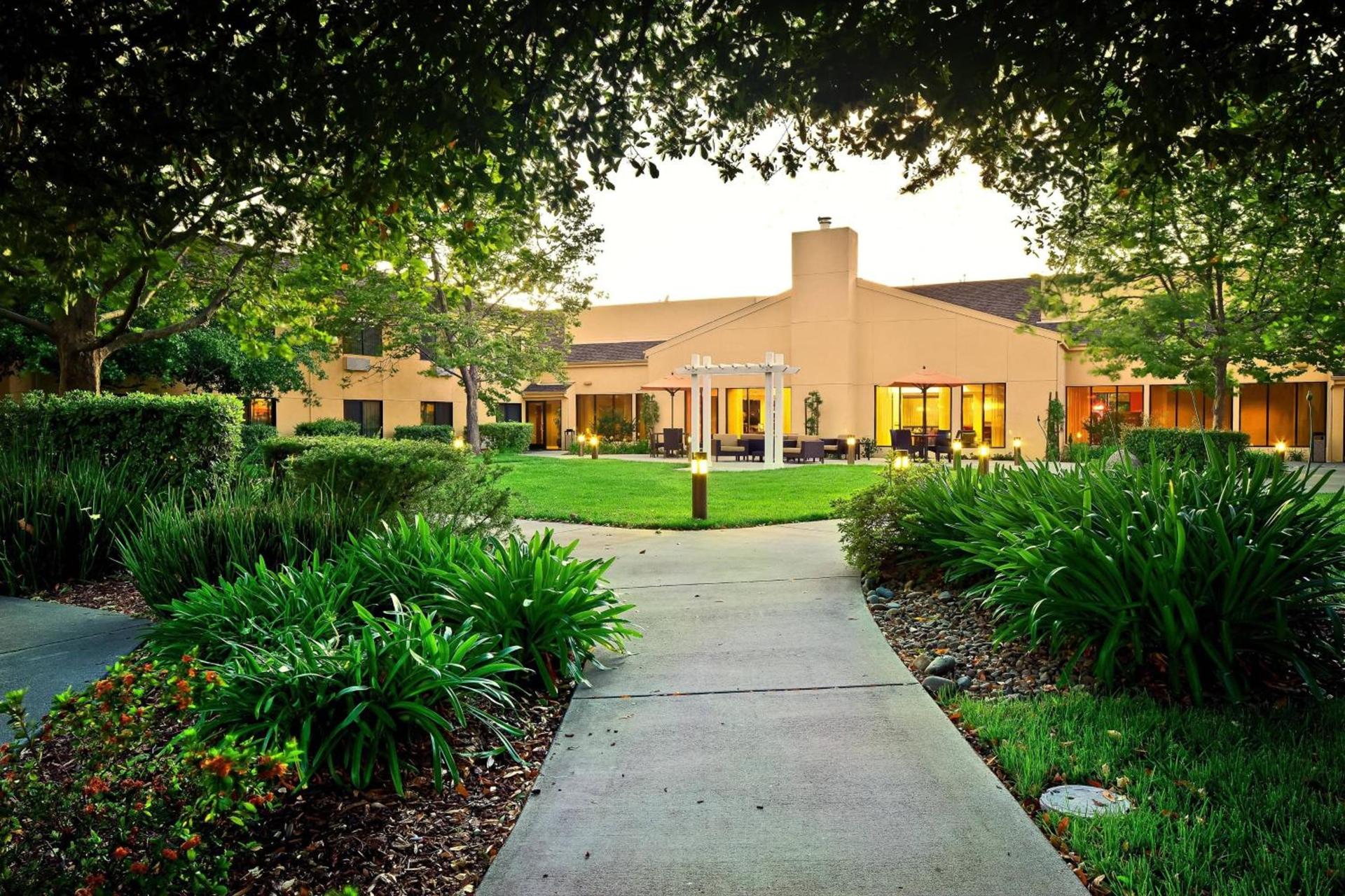 Courtyard by Marriott Vacaville photo 4