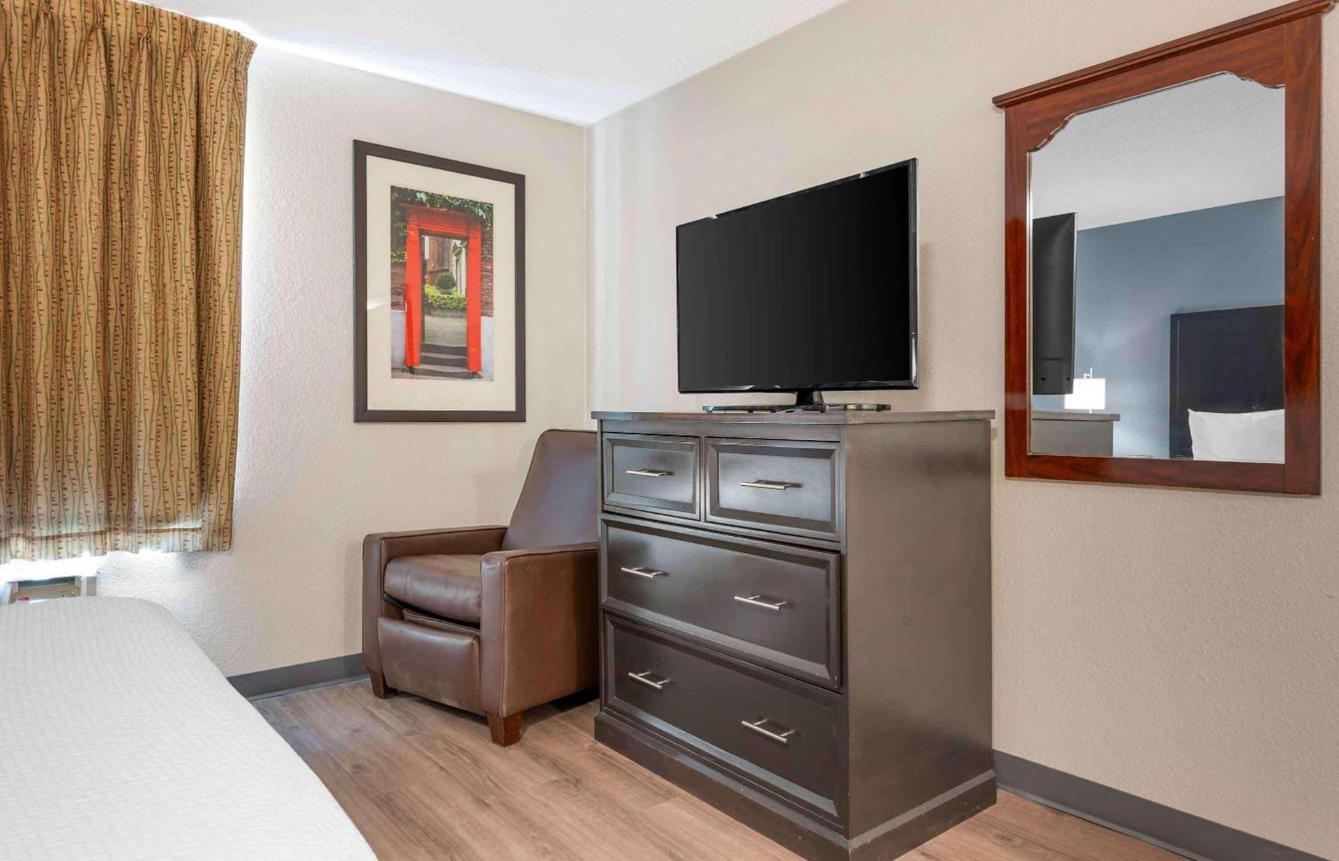 Extended Stay America Suites - Fort Wayne - South photo 50