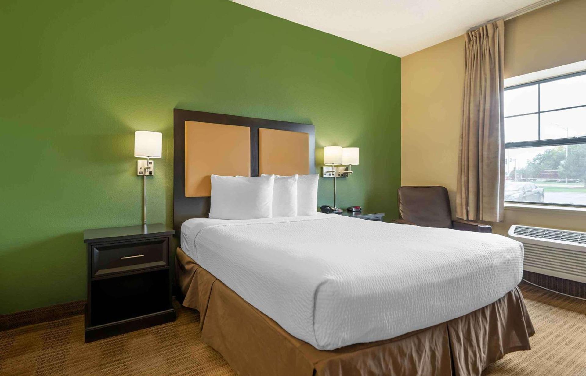 Extended Stay America Select Suites - Chicago - O'Hare photo 7