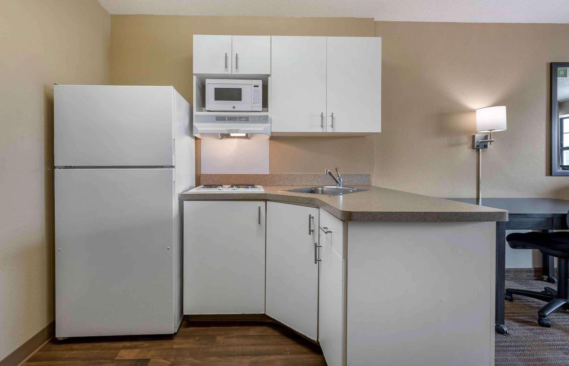 Extended Stay America Select Suites - Chicago - O'Hare photo 20