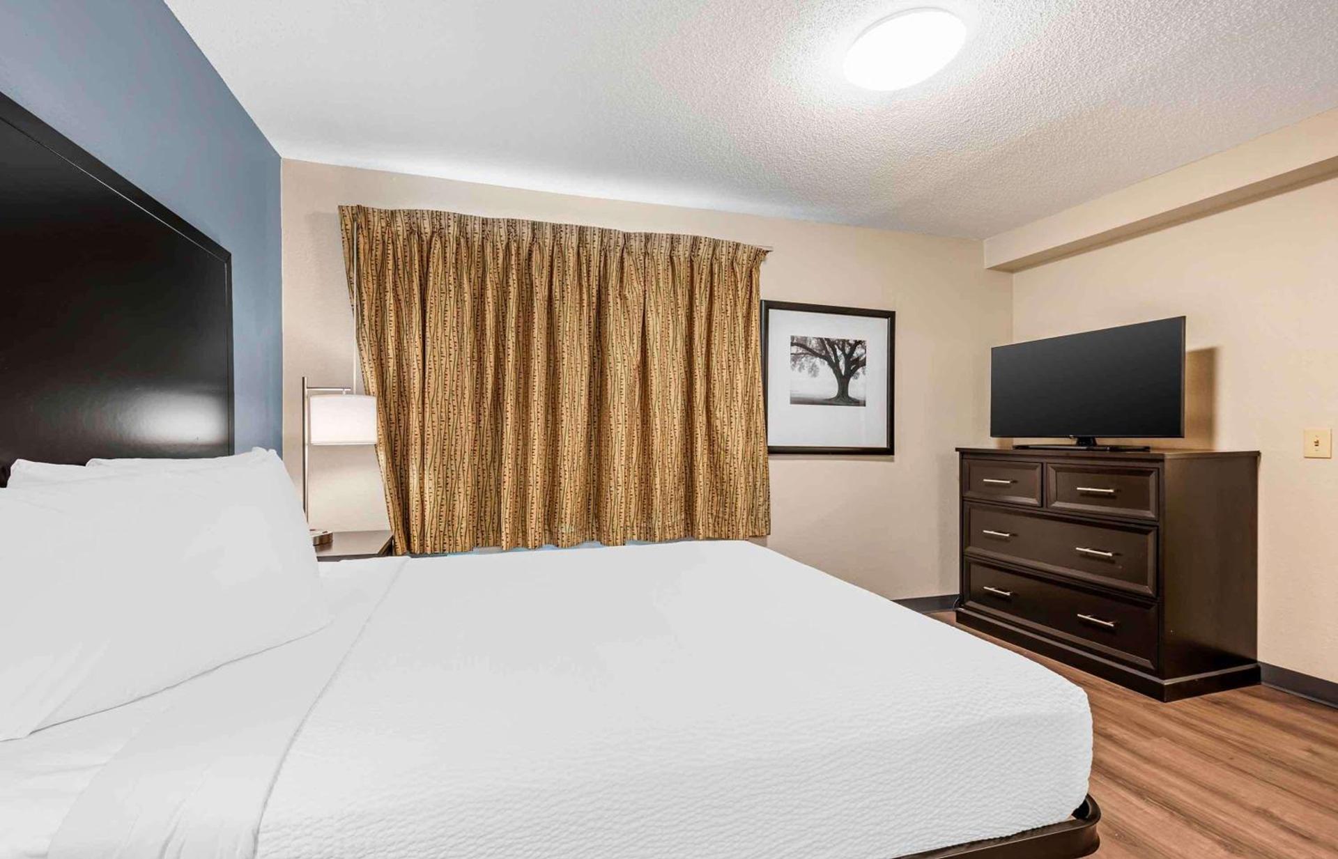 Extended Stay America Suites - Cincinnati - Blue Ash - Reed Hartman photo 41