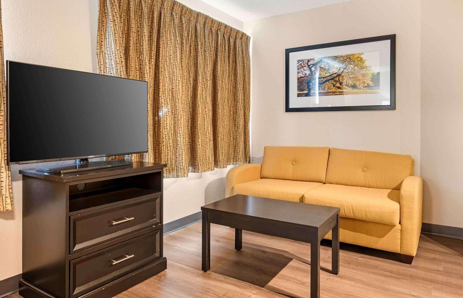 Extended Stay America Suites - Cincinnati - Blue Ash - Reed Hartman photo 42