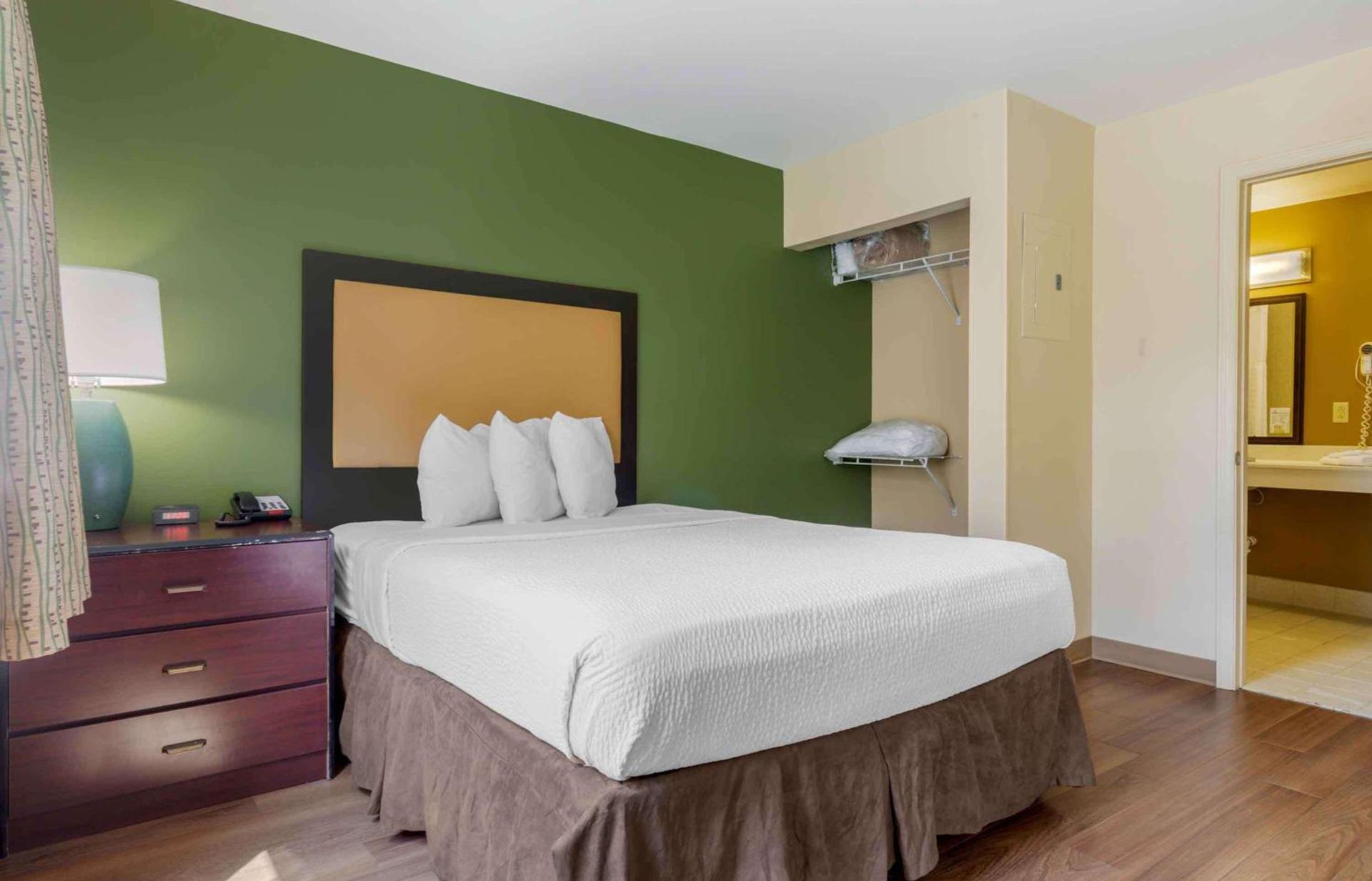 Extended Stay America Suites - Columbia - Northwest Harbison photo 7