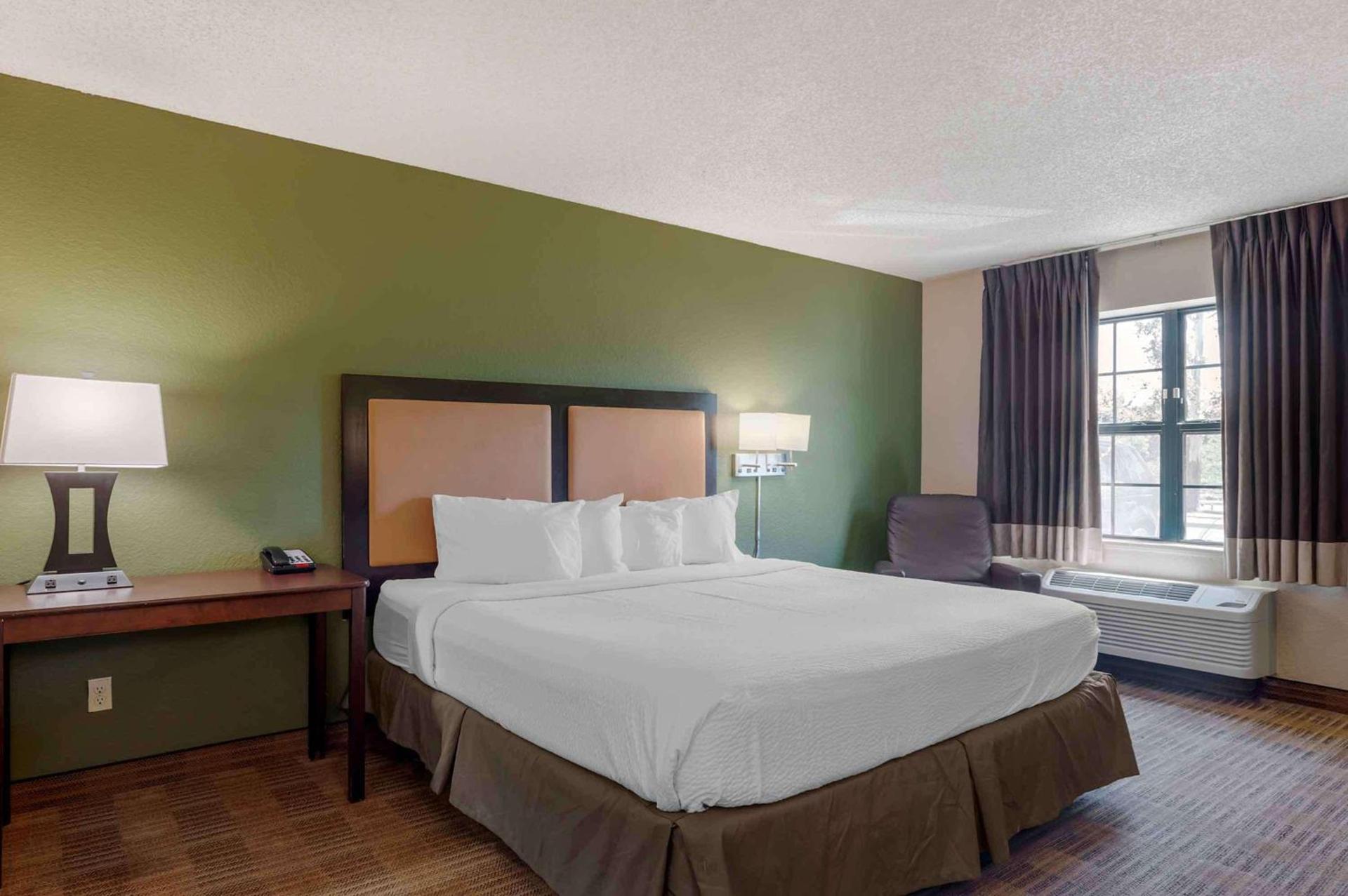 Extended Stay America Suites - Orange County - Lake Forest photo 13