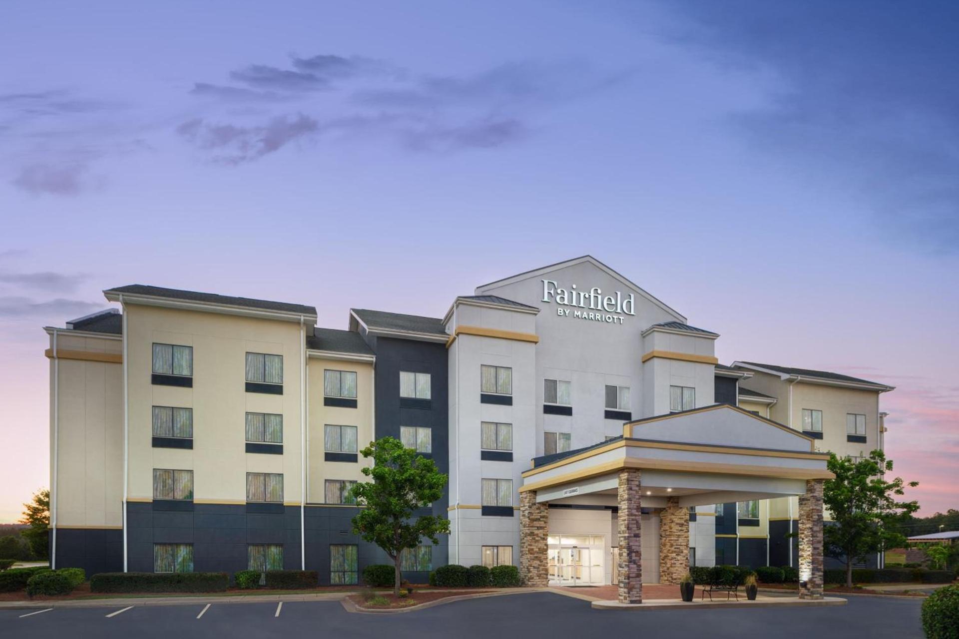Fairfield Inn and Suites by Marriott Birmingham / Bessemer photo 2