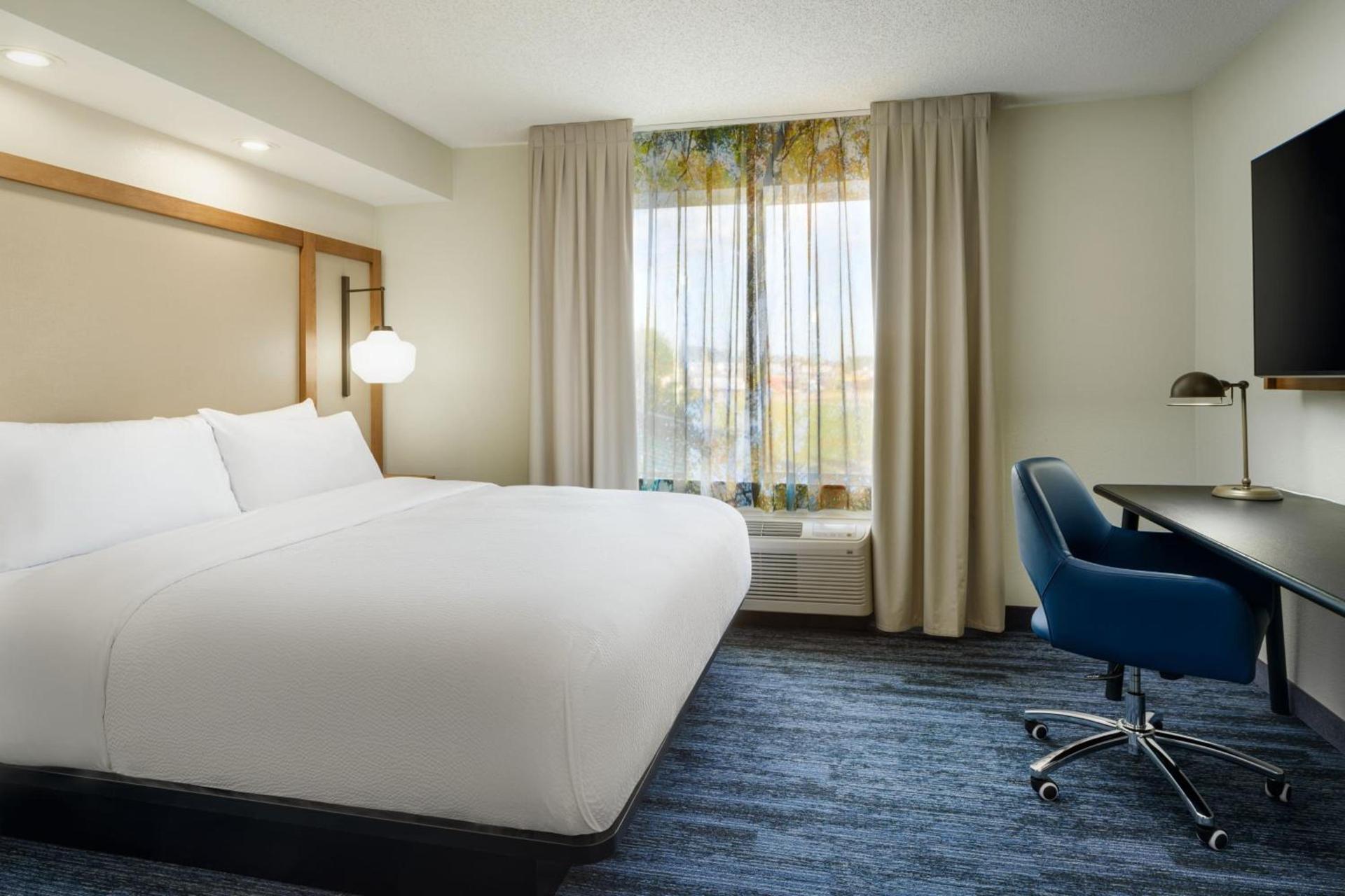Fairfield Inn and Suites by Marriott Birmingham / Bessemer photo 11
