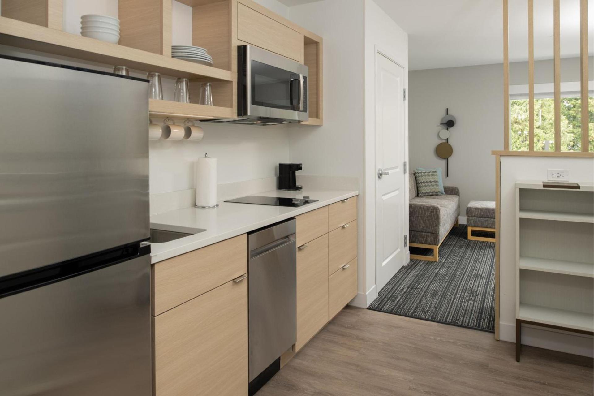 TownePlace Suites by Marriott Eugene photo 46