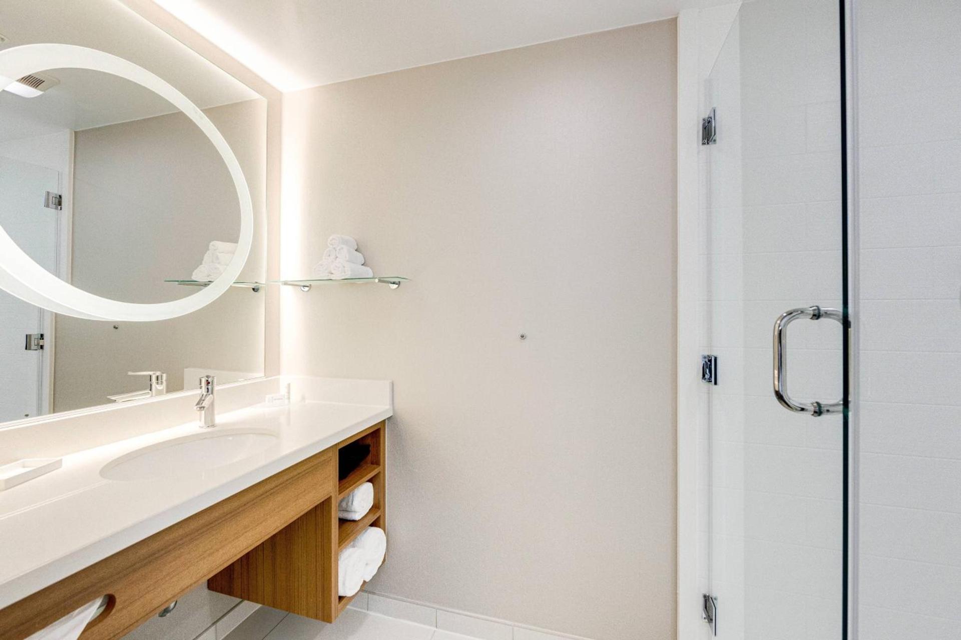 SpringHill Suites by Marriott Houston The Woodlands photo 12
