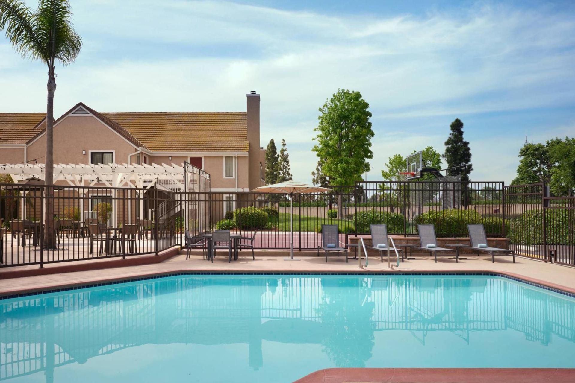 Residence Inn Costa Mesa Newport Beach photo 16