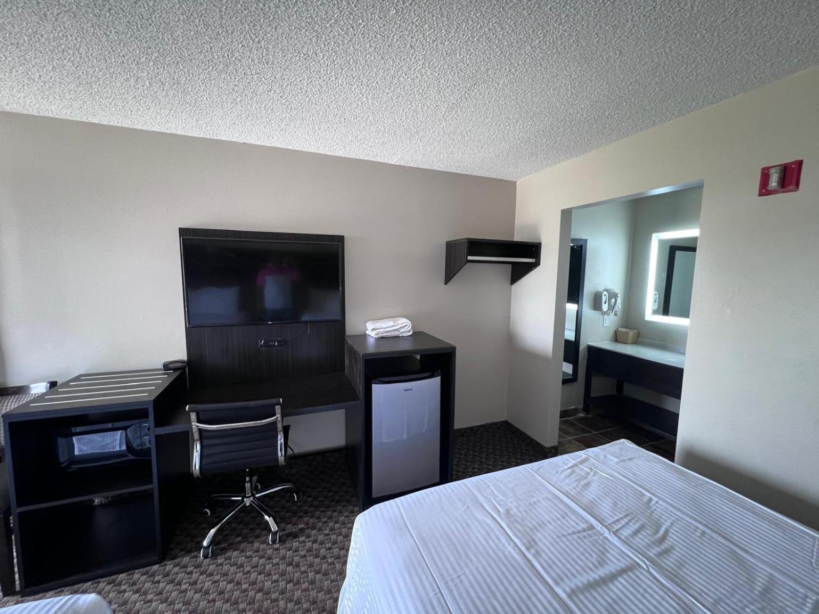 Country Nights Inn photo 5
