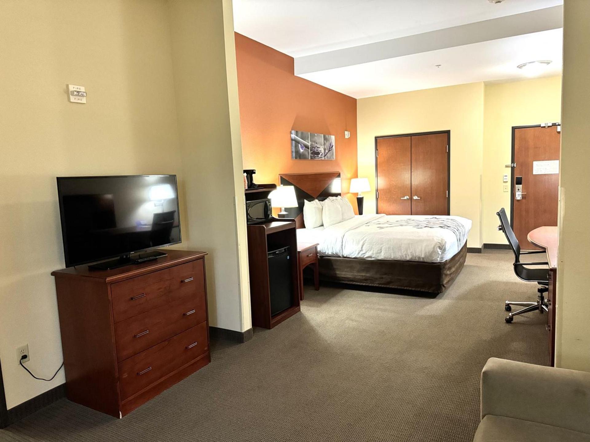 Sleep Inn & Suites Madison - Monona photo 42