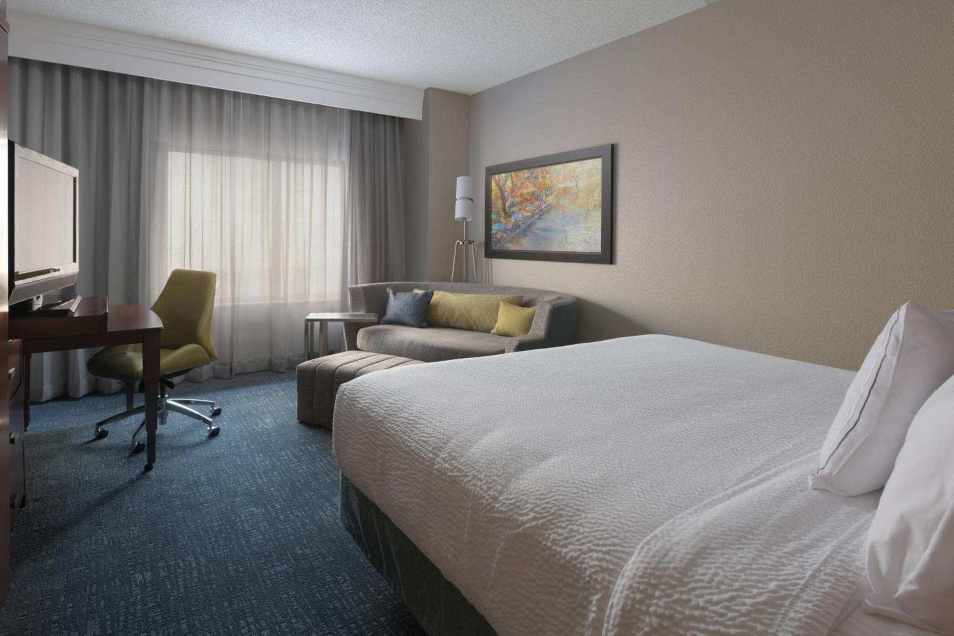 Courtyard by Marriott San Antonio Riverwalk photo 7