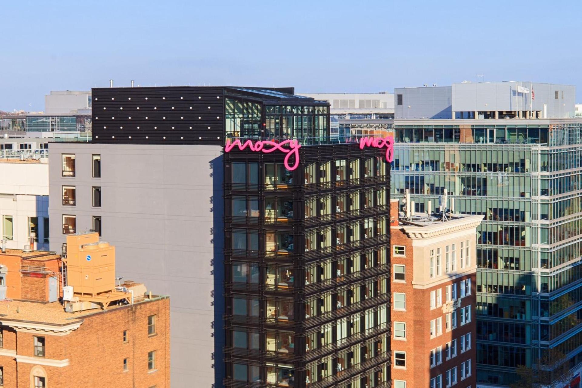 Moxy Washington, DC Downtown photo 9