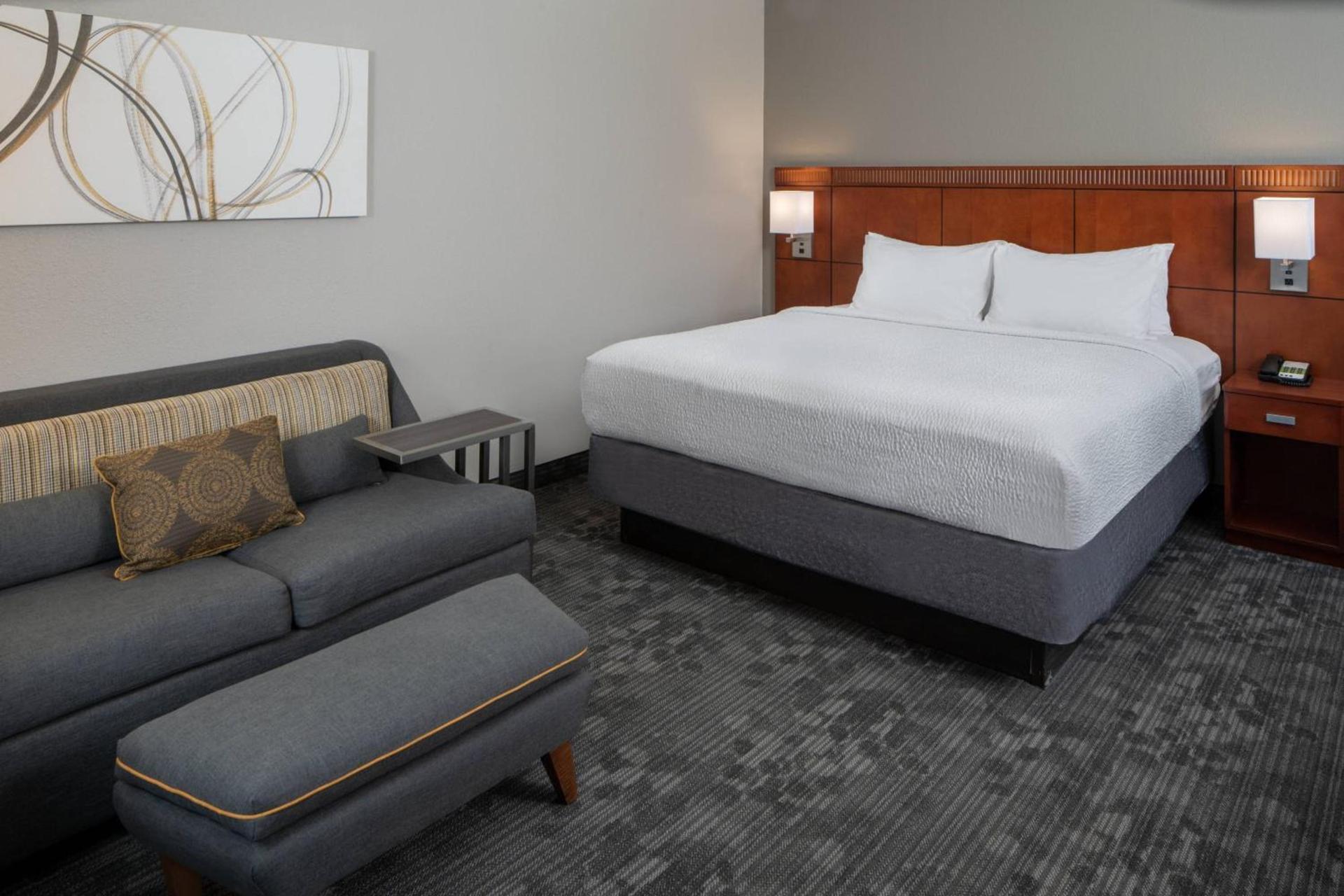 Courtyard by Marriott Nashville Airport photo 3