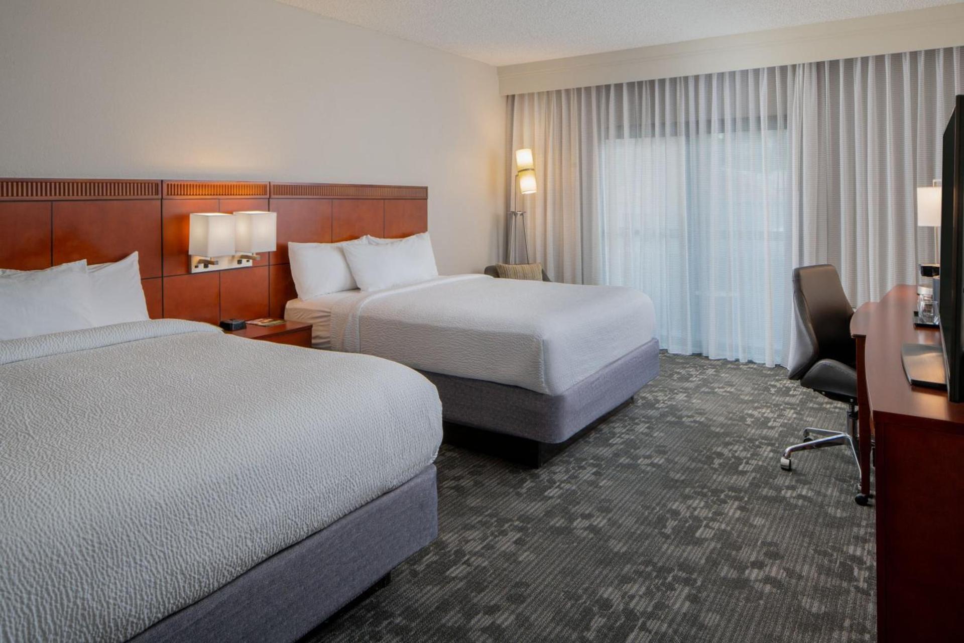 Courtyard by Marriott Nashville Airport photo 4