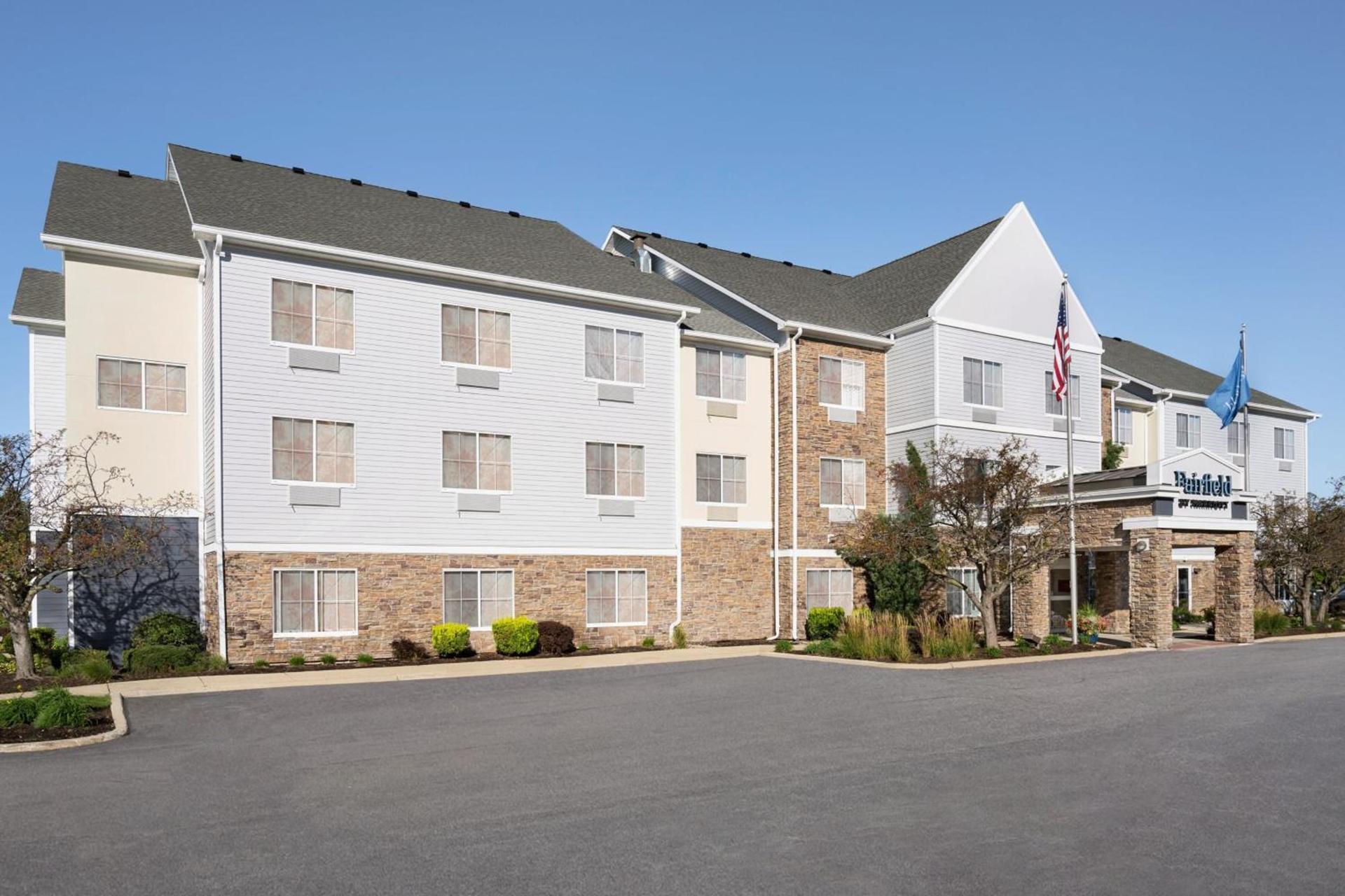 Fairfield Inn & Suites Naperville/Aurora photo 1