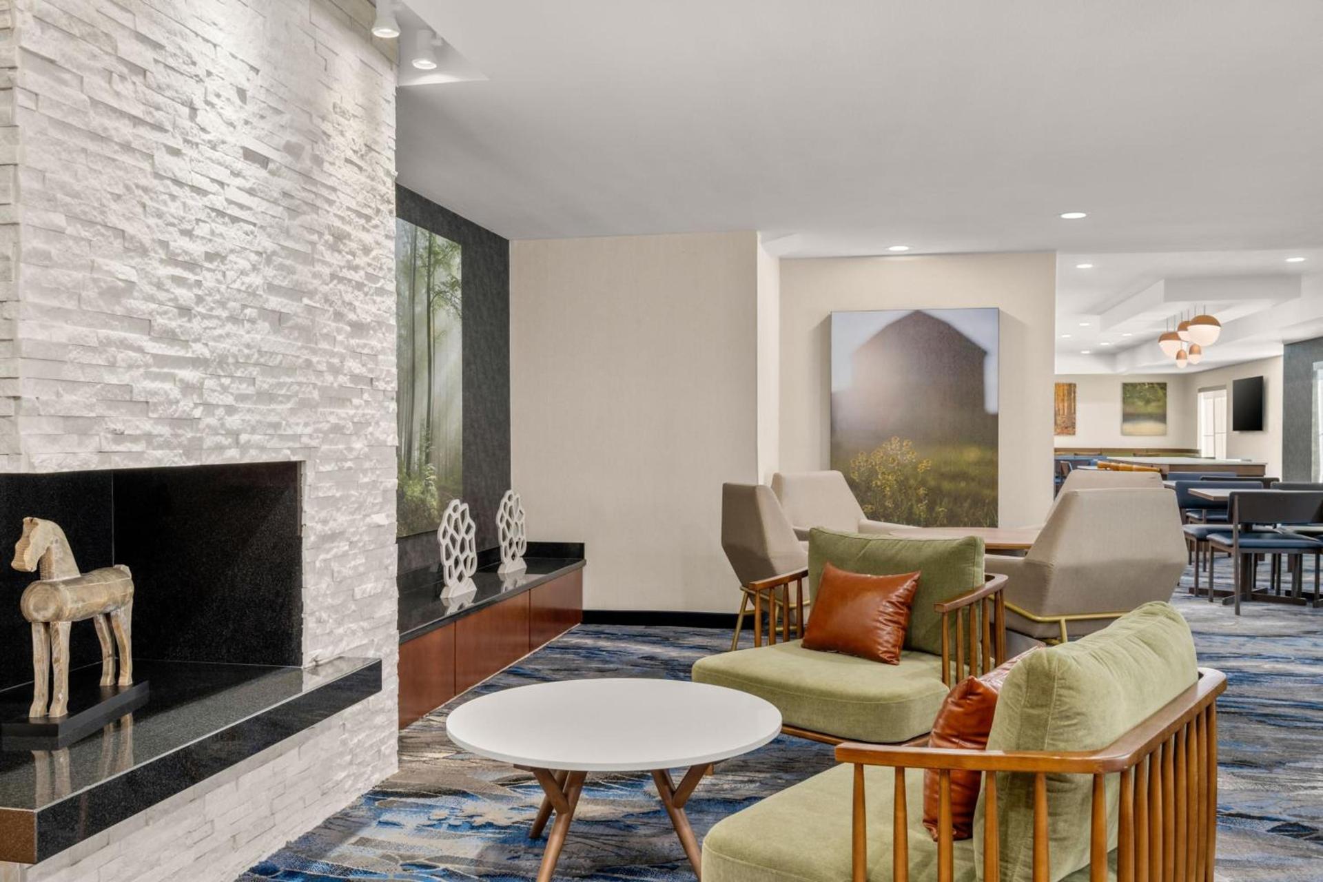 Fairfield Inn & Suites Naperville/Aurora photo 3