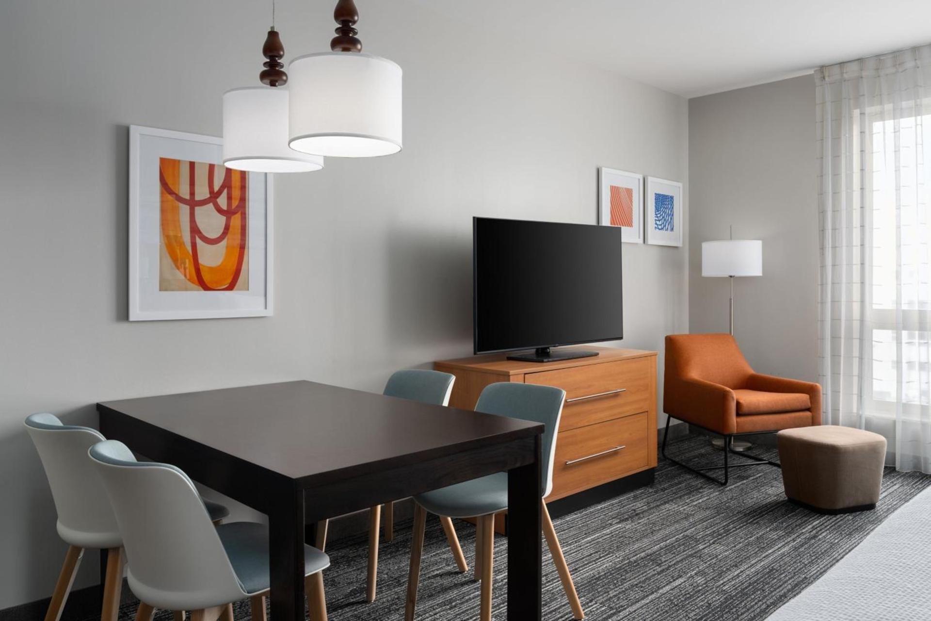 TownePlace Suites by Marriott Champaign photo 37