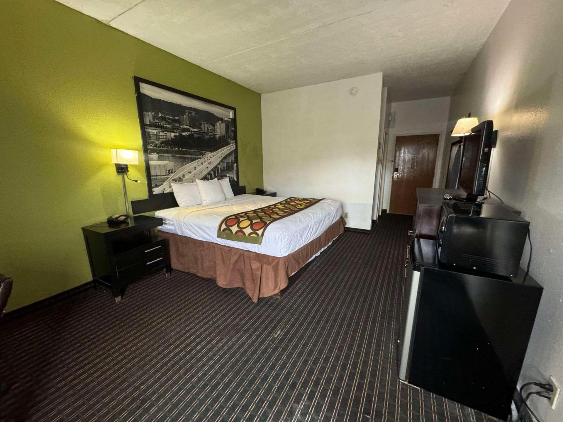 Quality Inn Chattanooga Hamilton Place photo 6