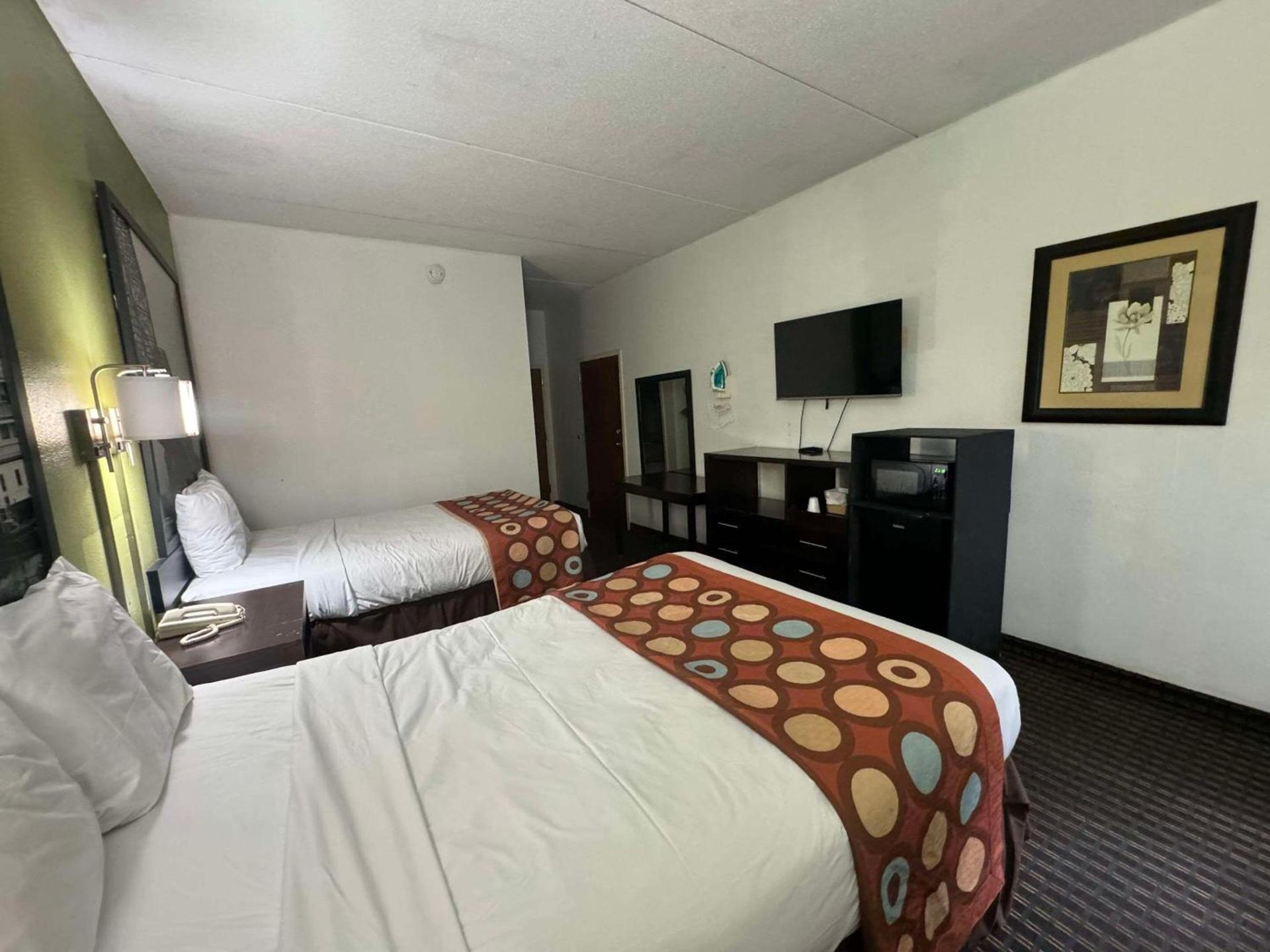 Quality Inn Chattanooga Hamilton Place photo 16