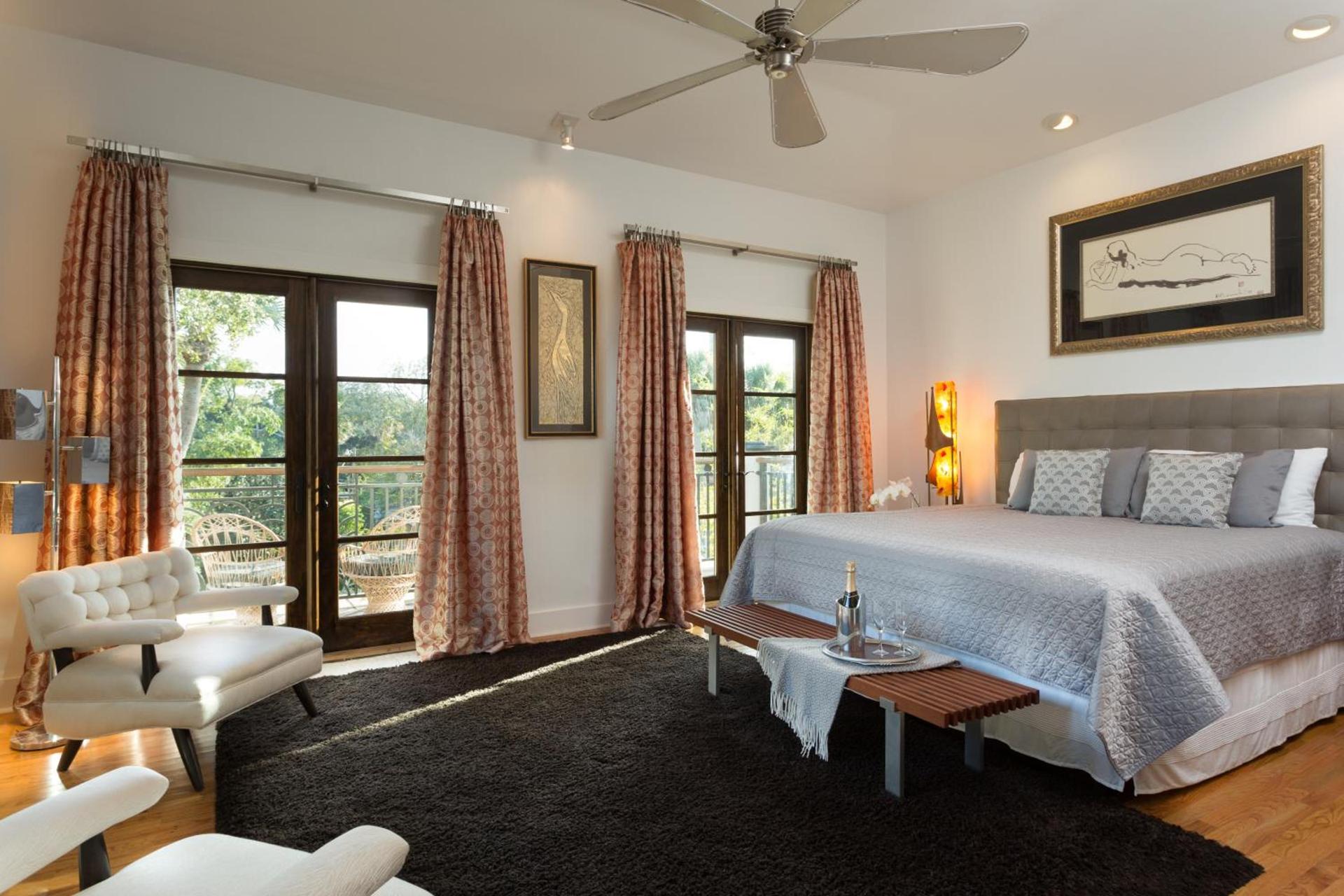 Black Dolphin Inn photo 39
