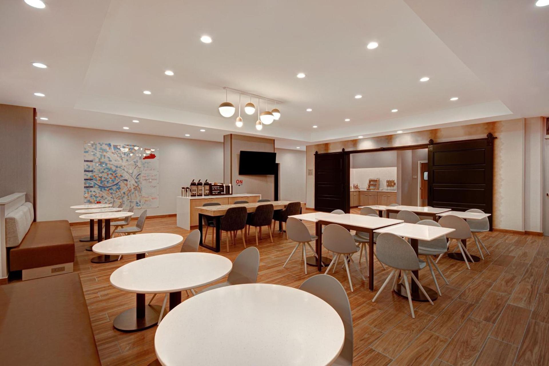 TownePlace Suites by Marriott Cincinnati Airport South photo 29