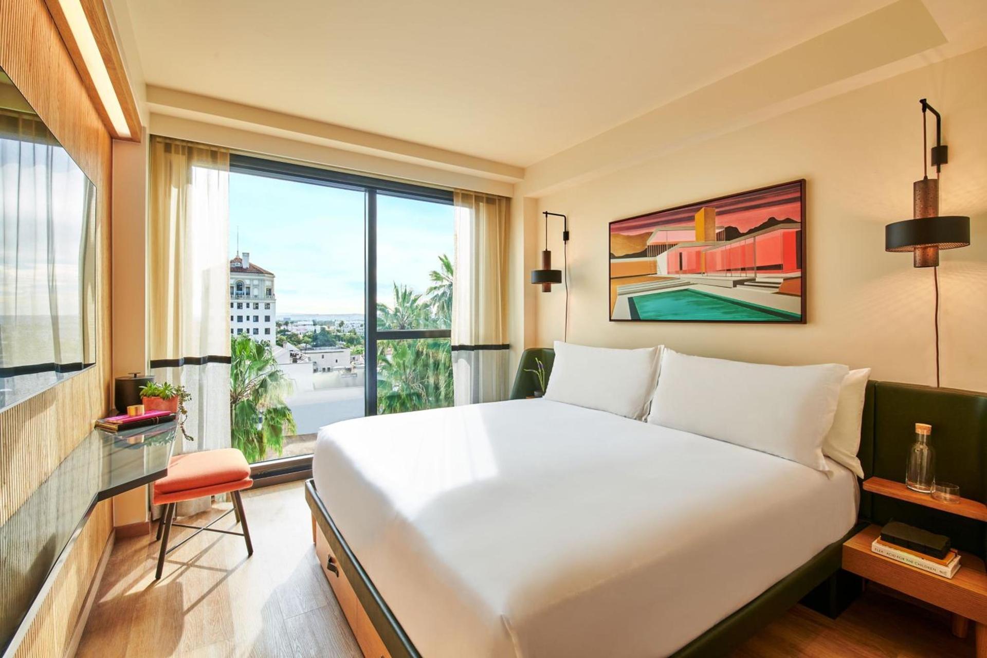 HOLLYWOOD VOLUME, a Tribute Portfolio Hotel photo 7