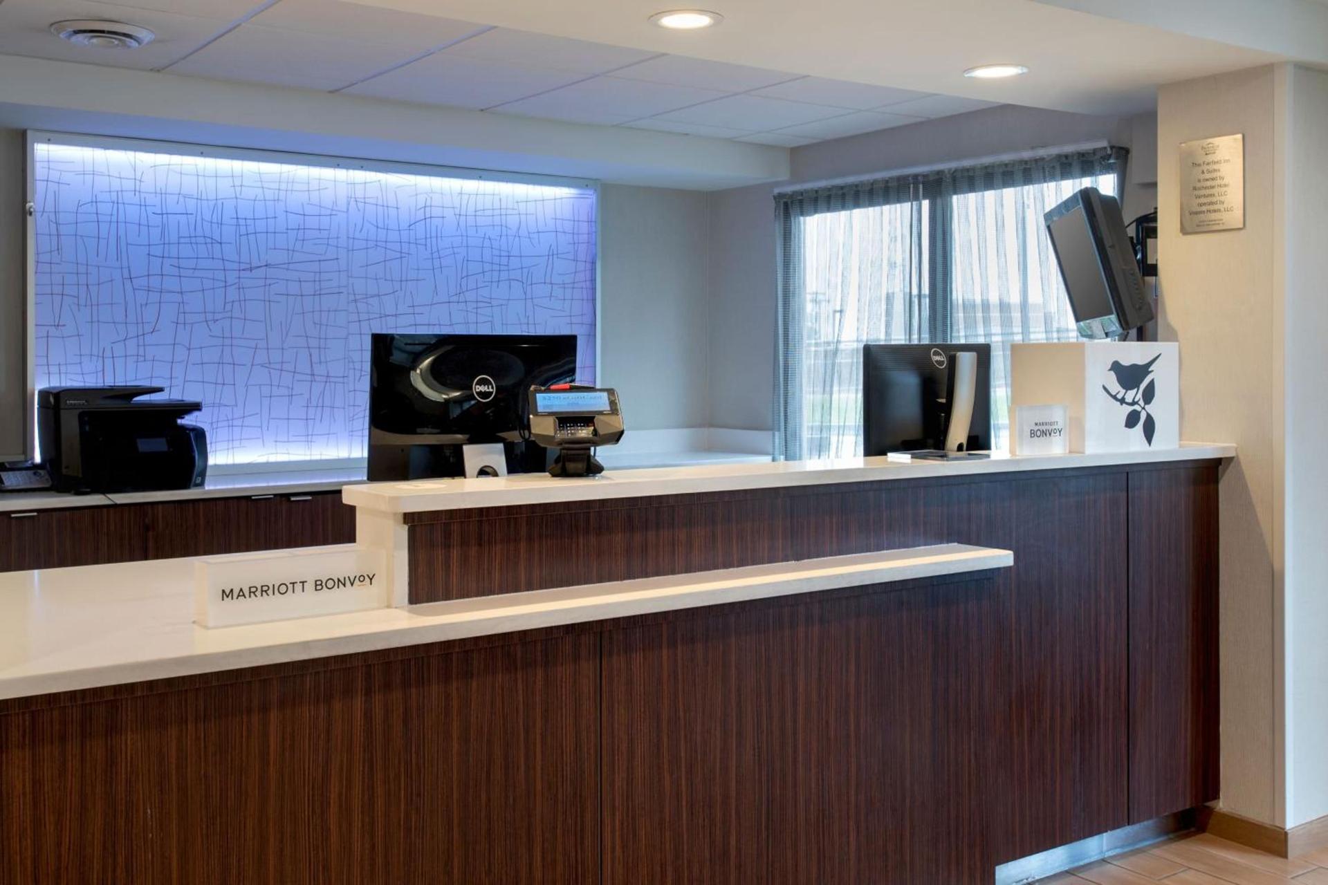 Fairfield Inn Rochester Airport photo 3