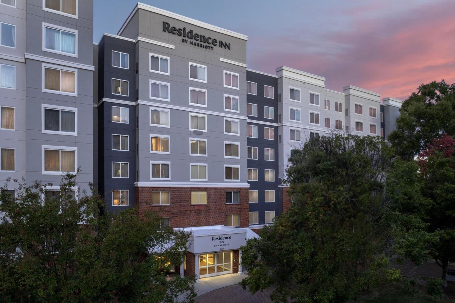 Residence Inn Charlotte SouthPark photo 2