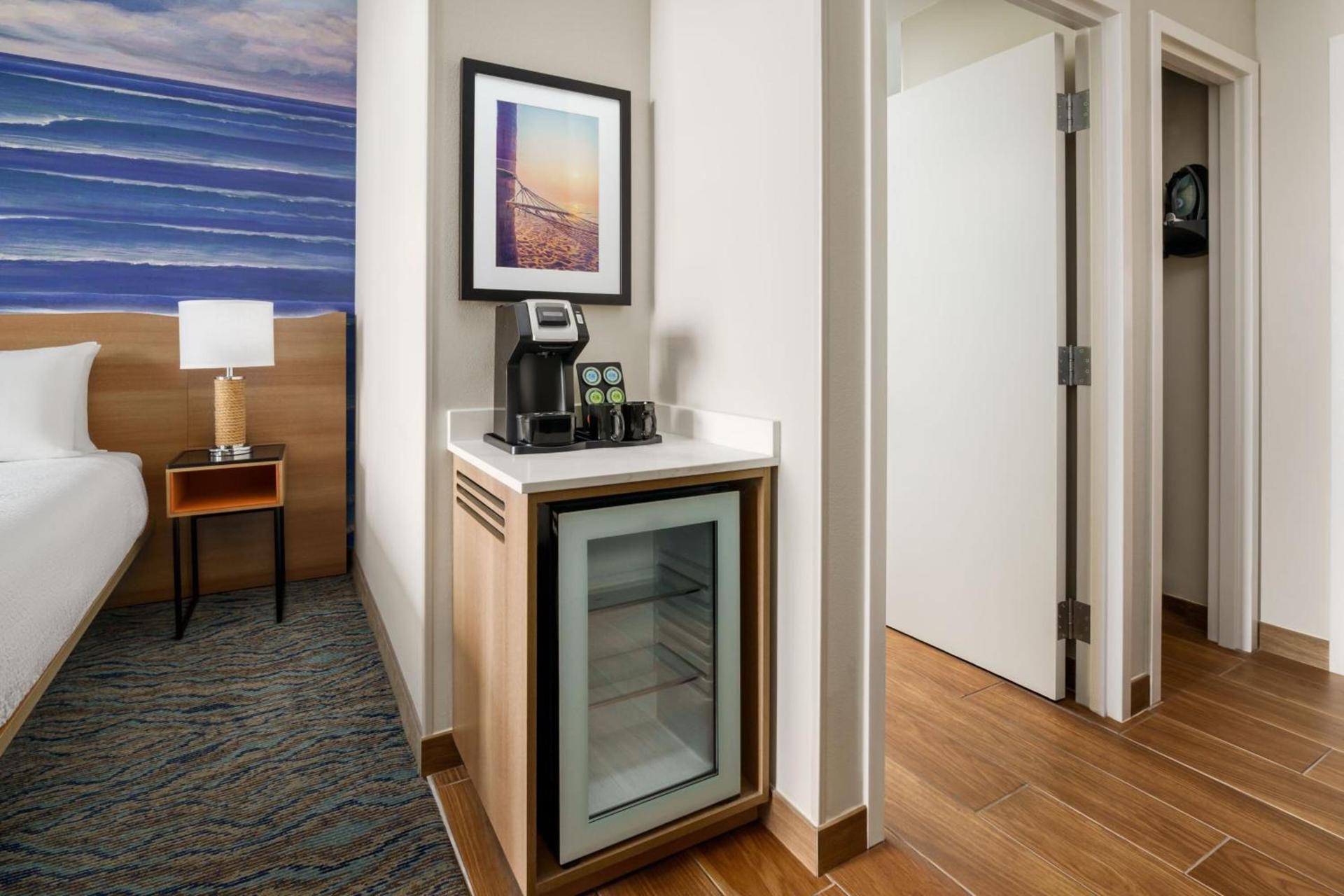 Courtyard by Marriott Oceanside Fort Lauderdale Beach photo 21