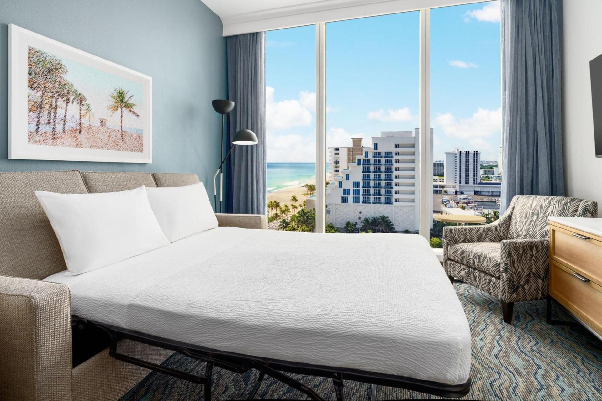 Courtyard by Marriott Oceanside Fort Lauderdale Beach photo 36