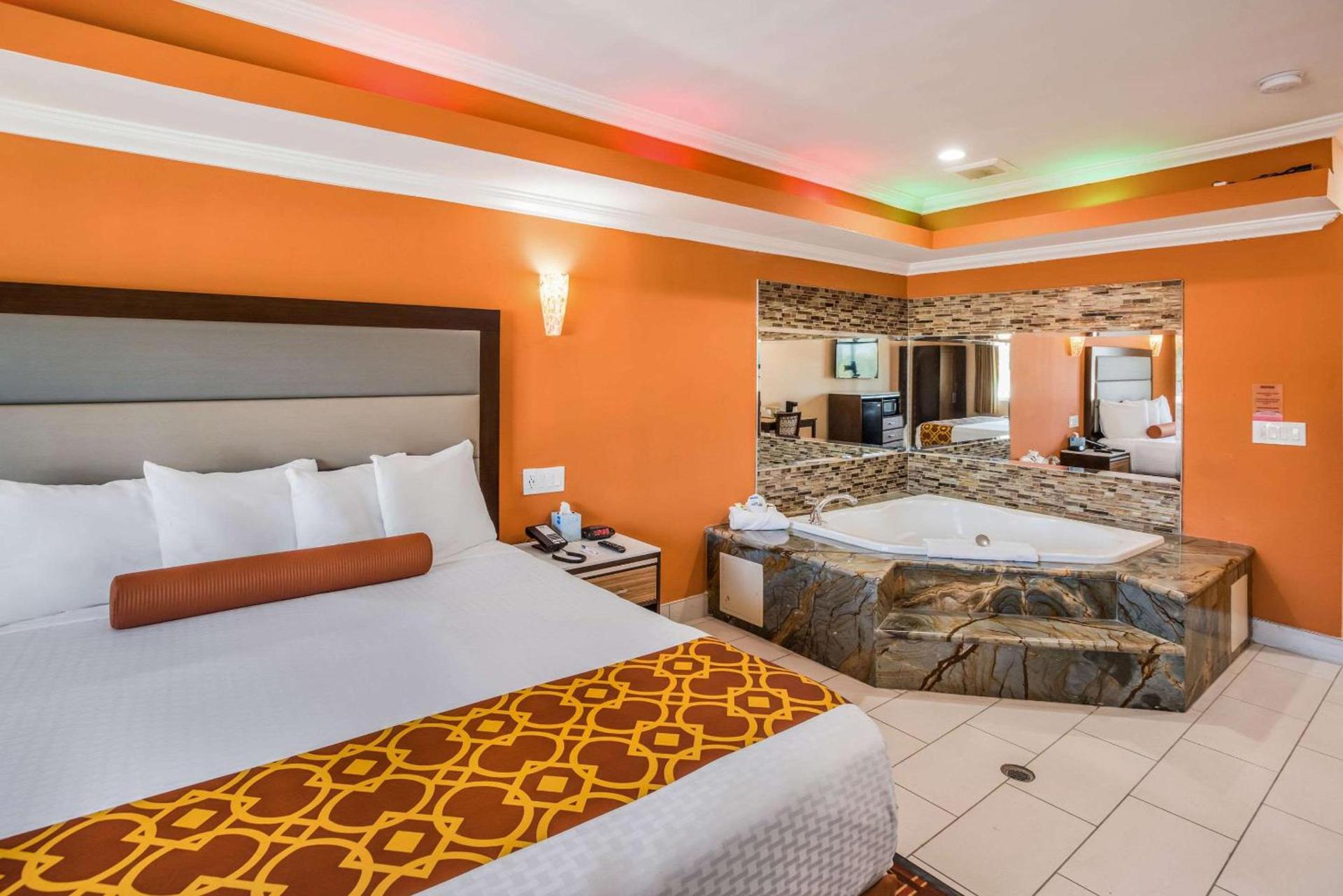 Rodeway Inn & Suites Pasadena photo 25